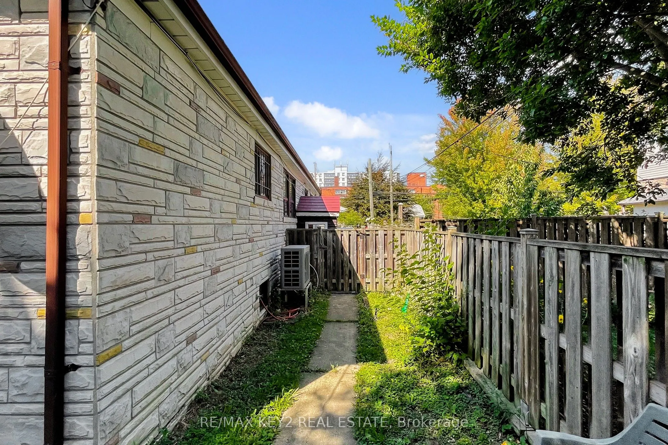 137 Newlands Avenue