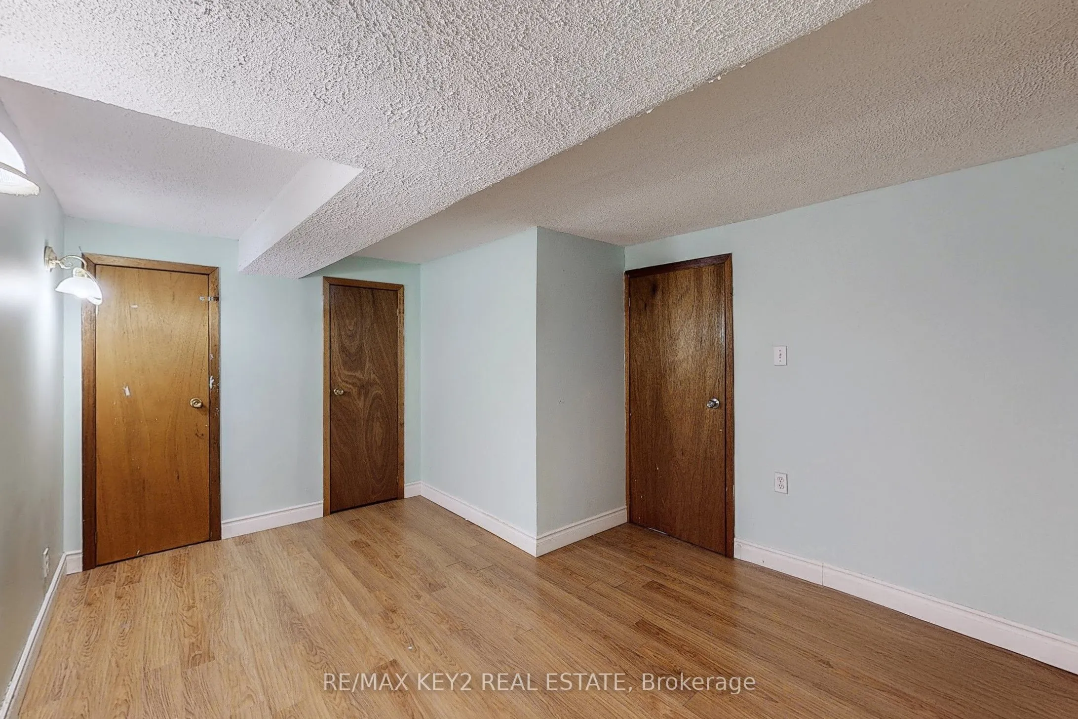137 Newlands Avenue