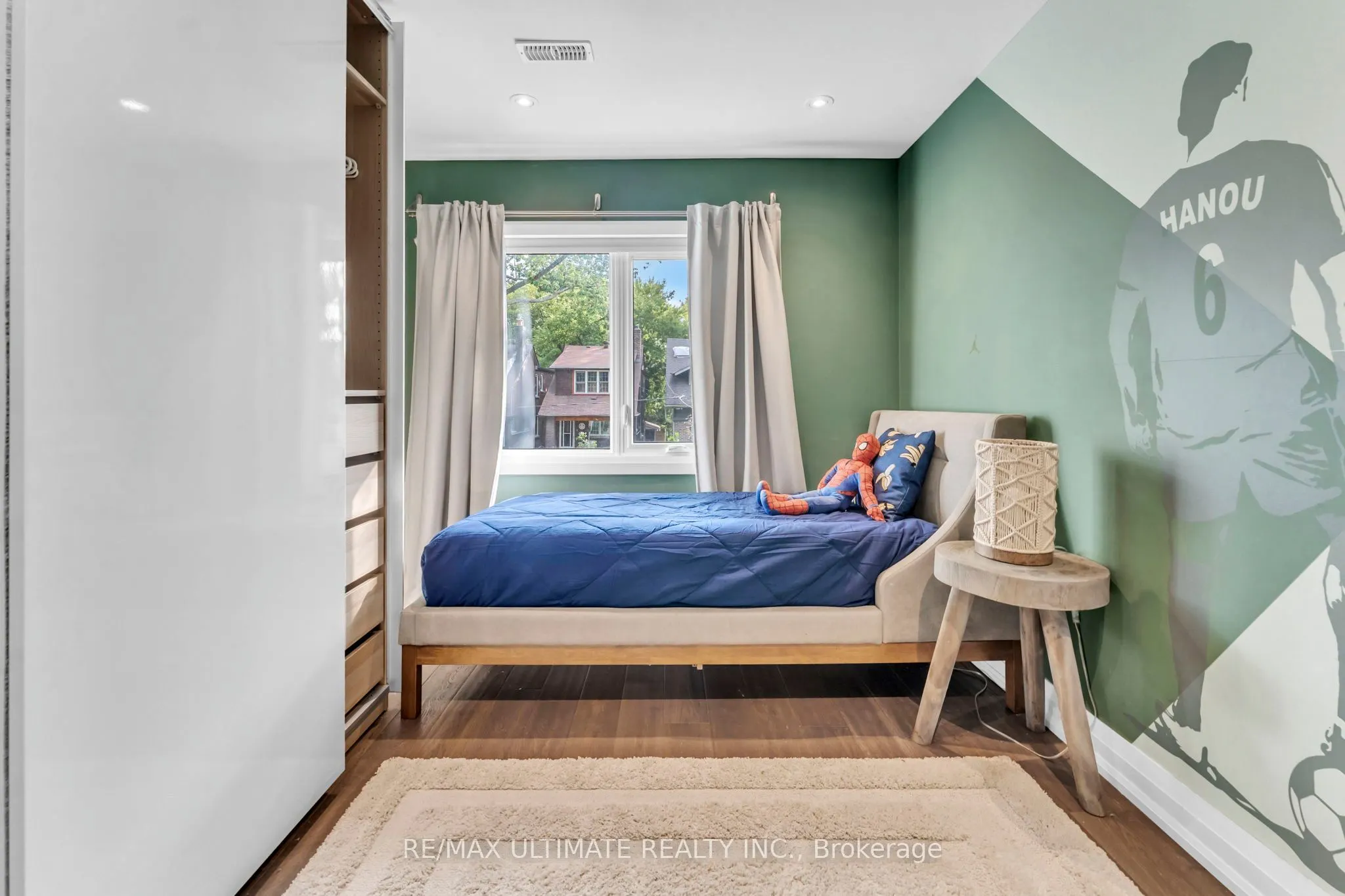10 Oakdene Crescent