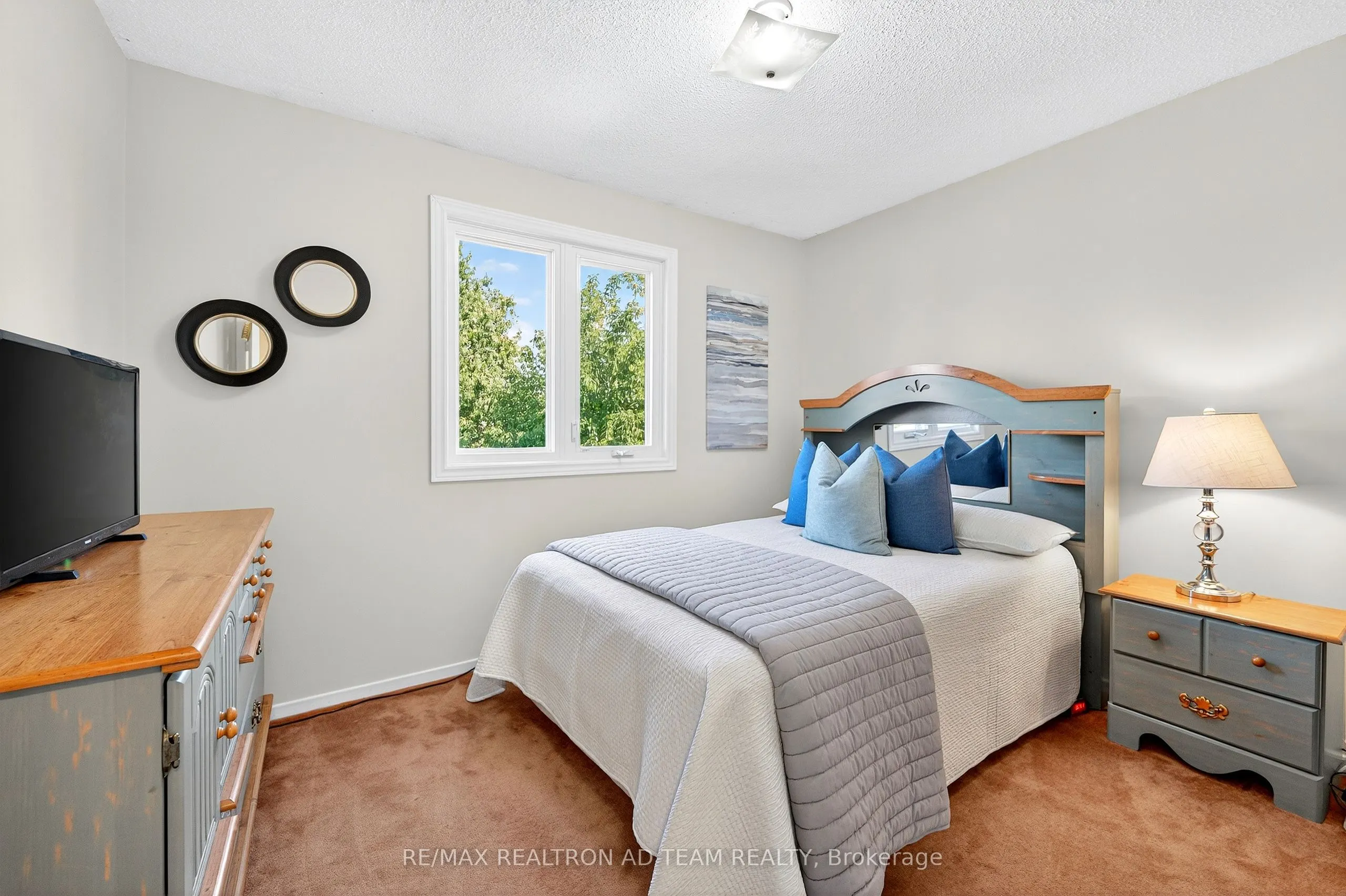 1303 Redwood Lane