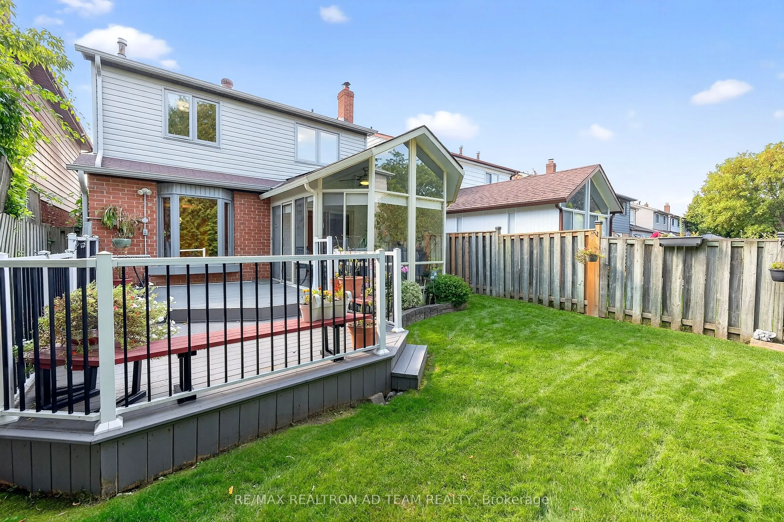 1303 Redwood Lane