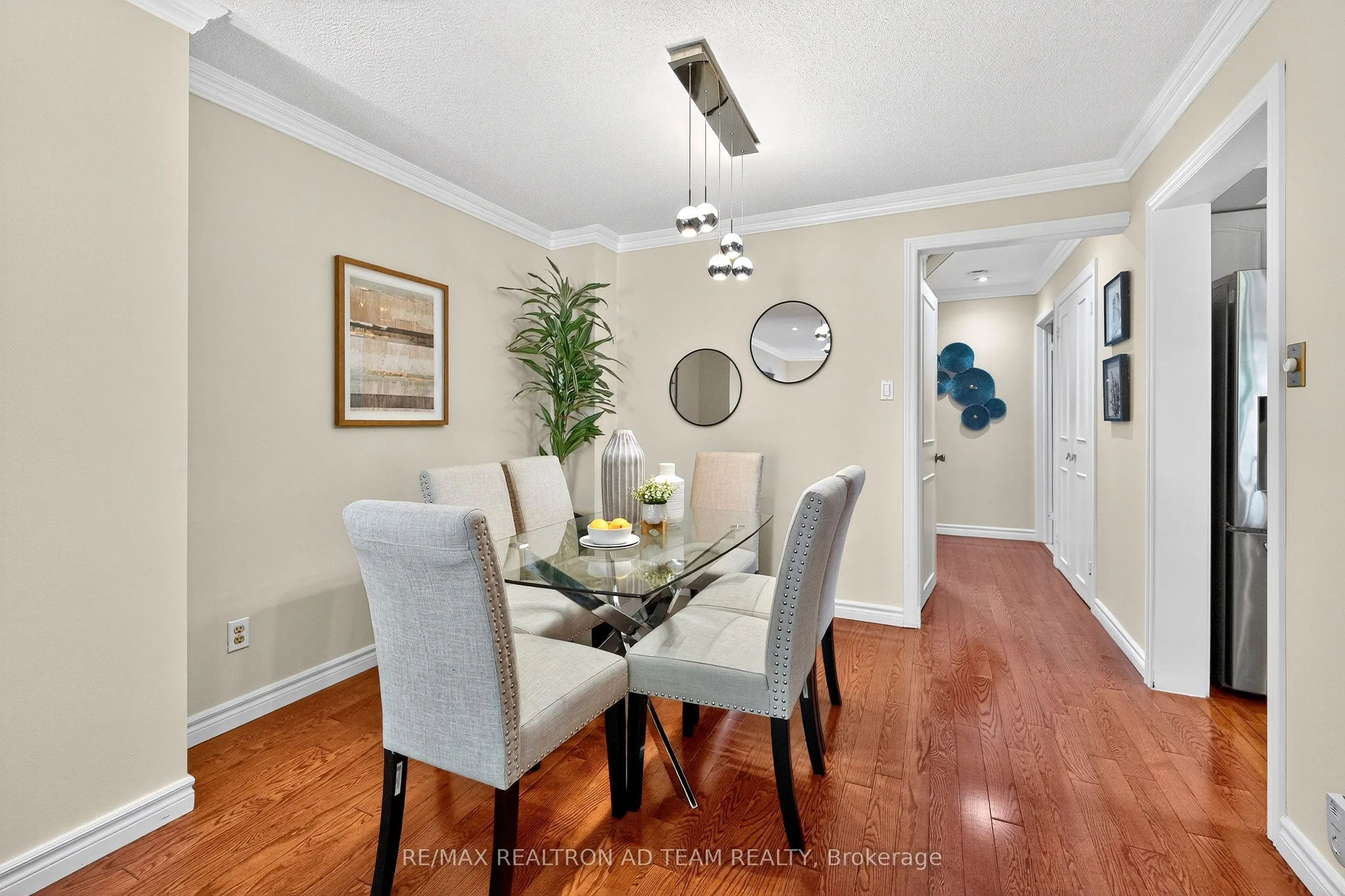 1303 Redwood Lane