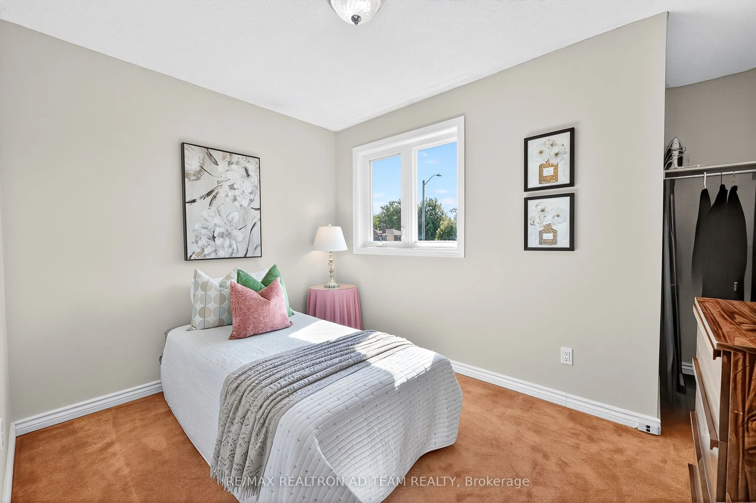 1303 Redwood Lane