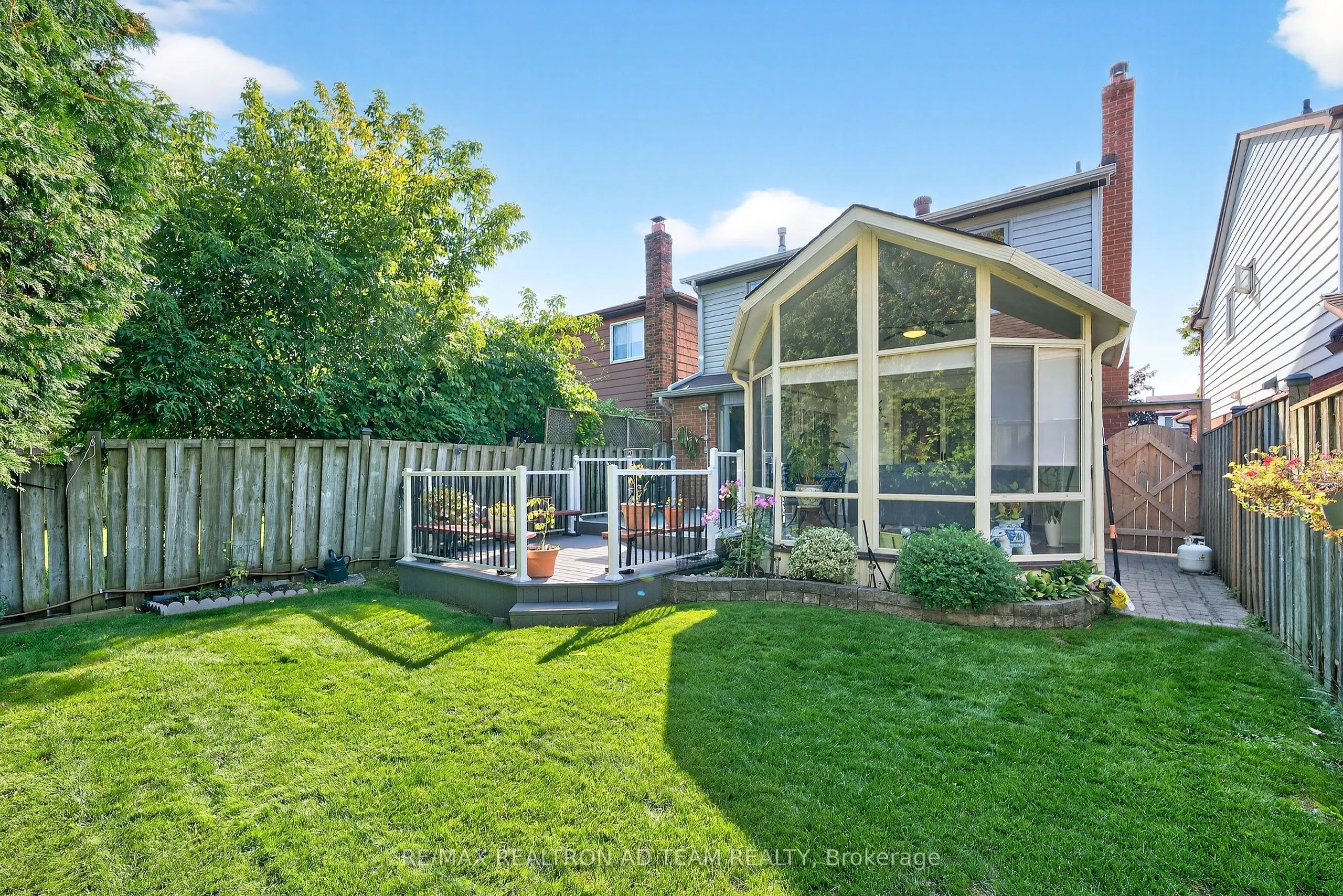 1303 Redwood Lane