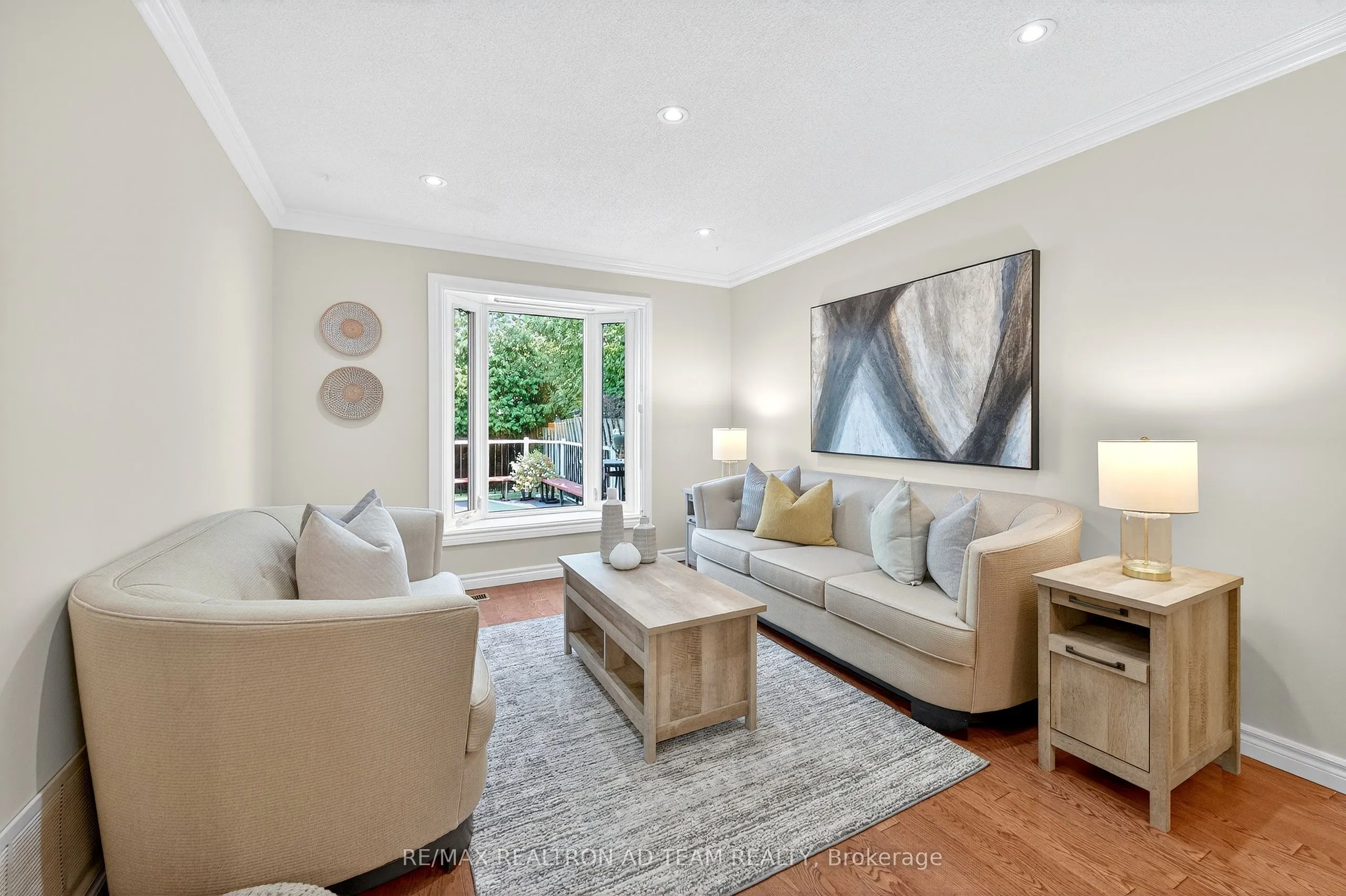 1303 Redwood Lane