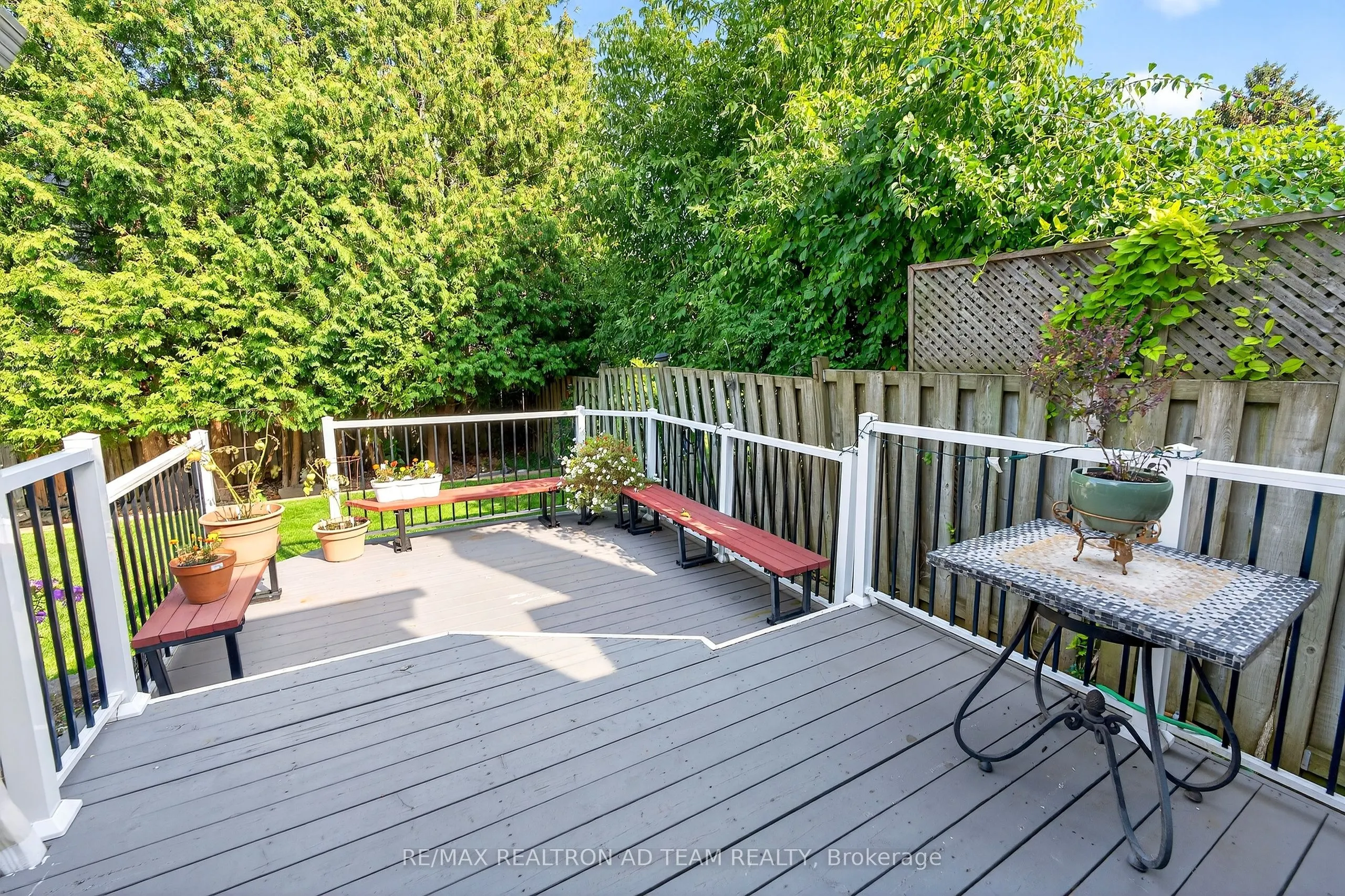 1303 Redwood Lane