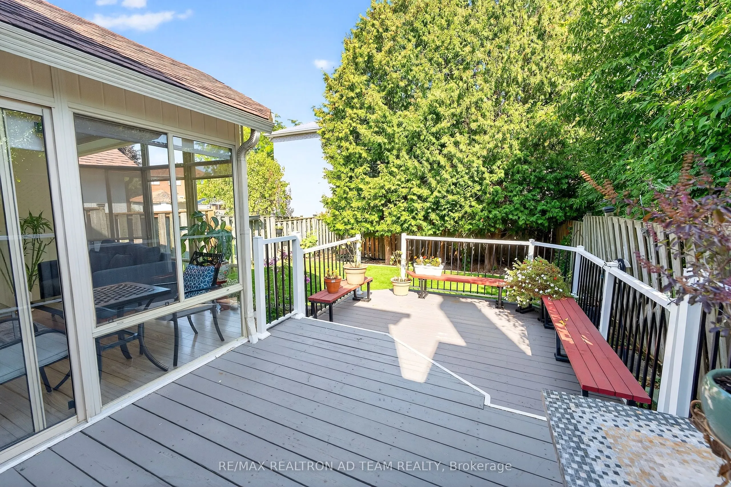 1303 Redwood Lane