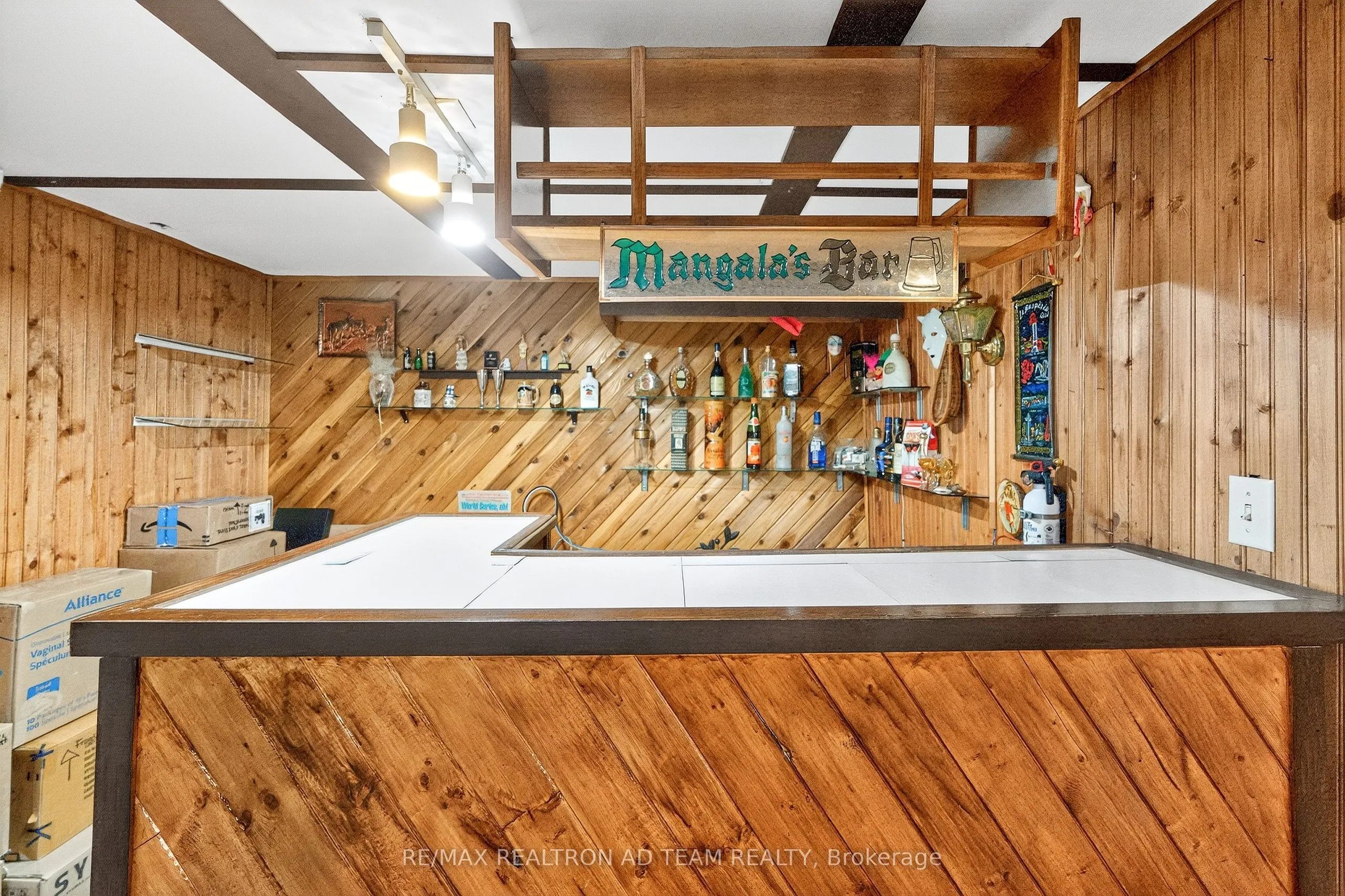1303 Redwood Lane