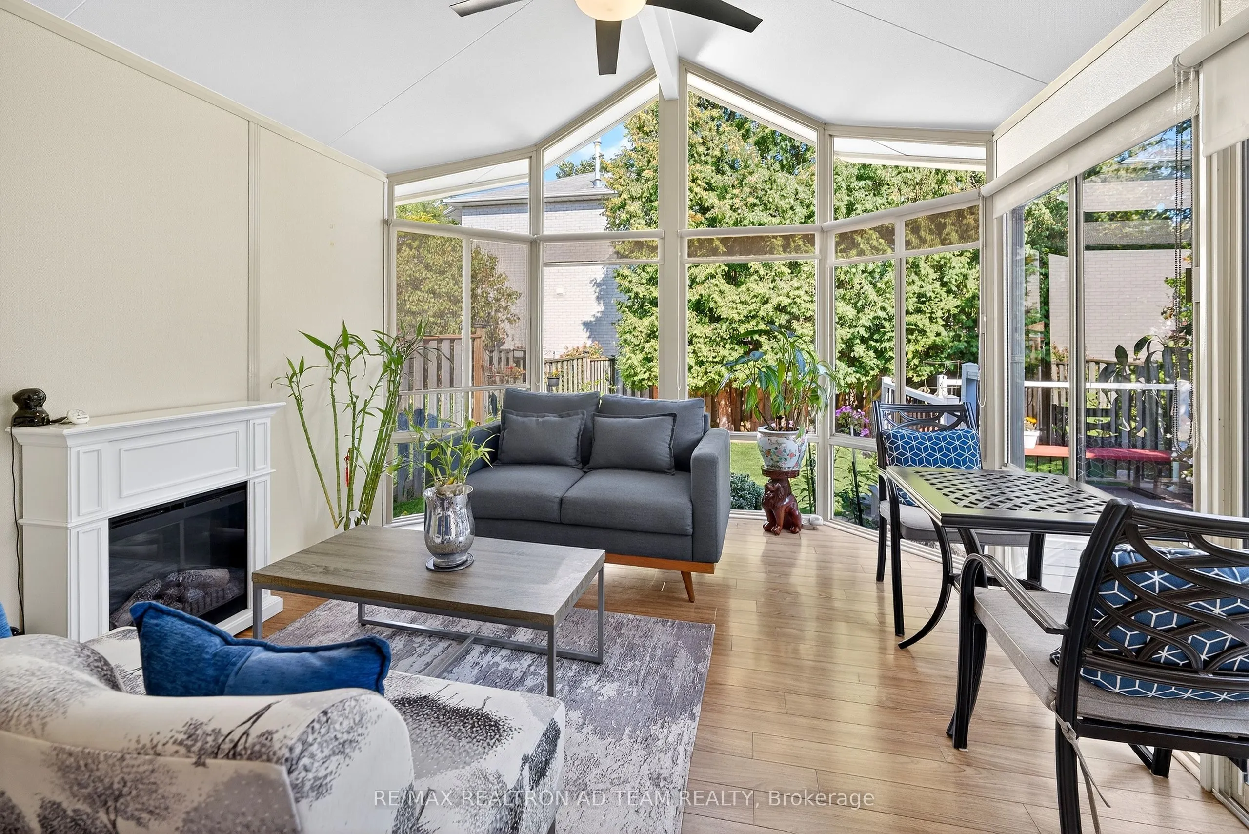 1303 Redwood Lane