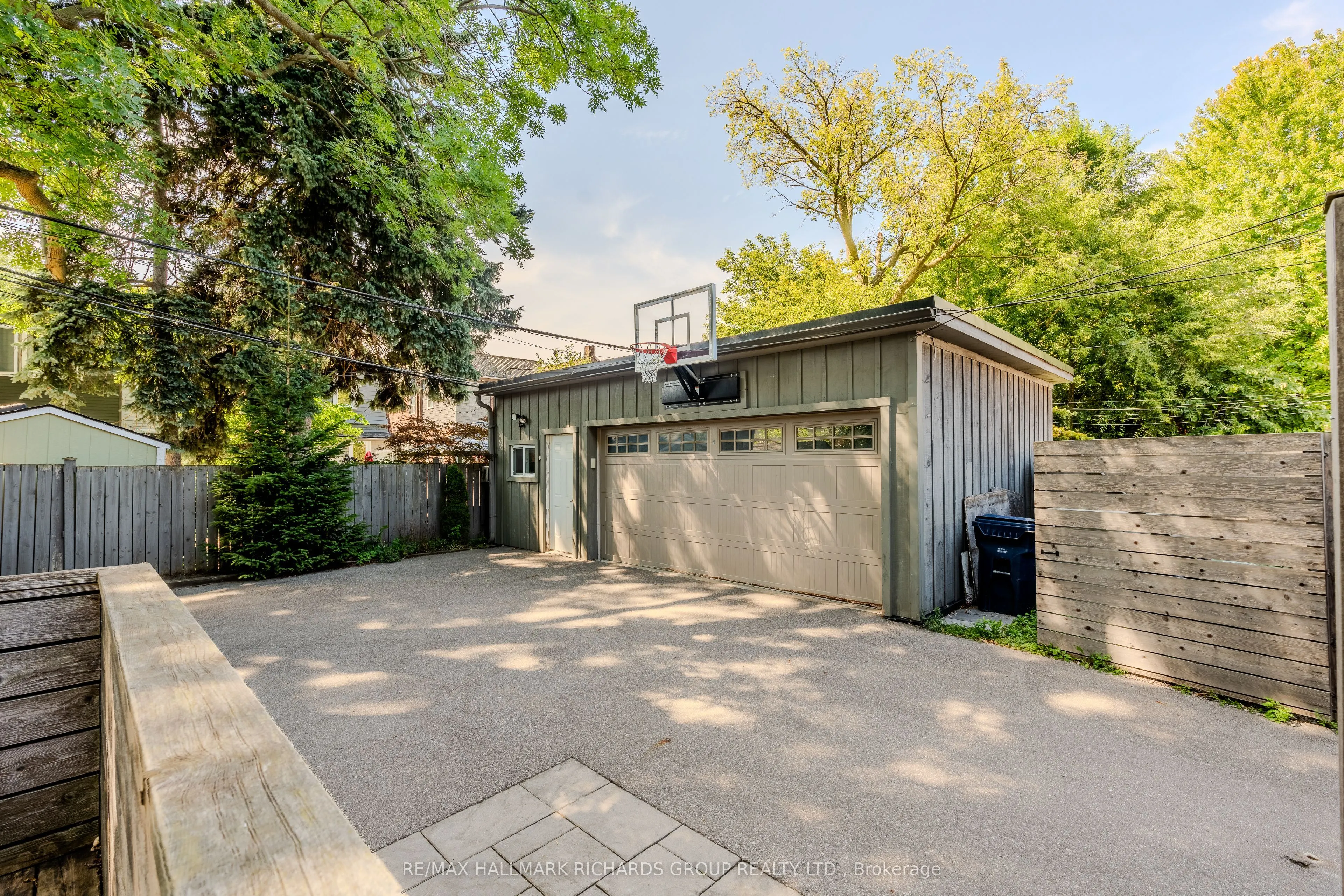 138 Ashdale Avenue