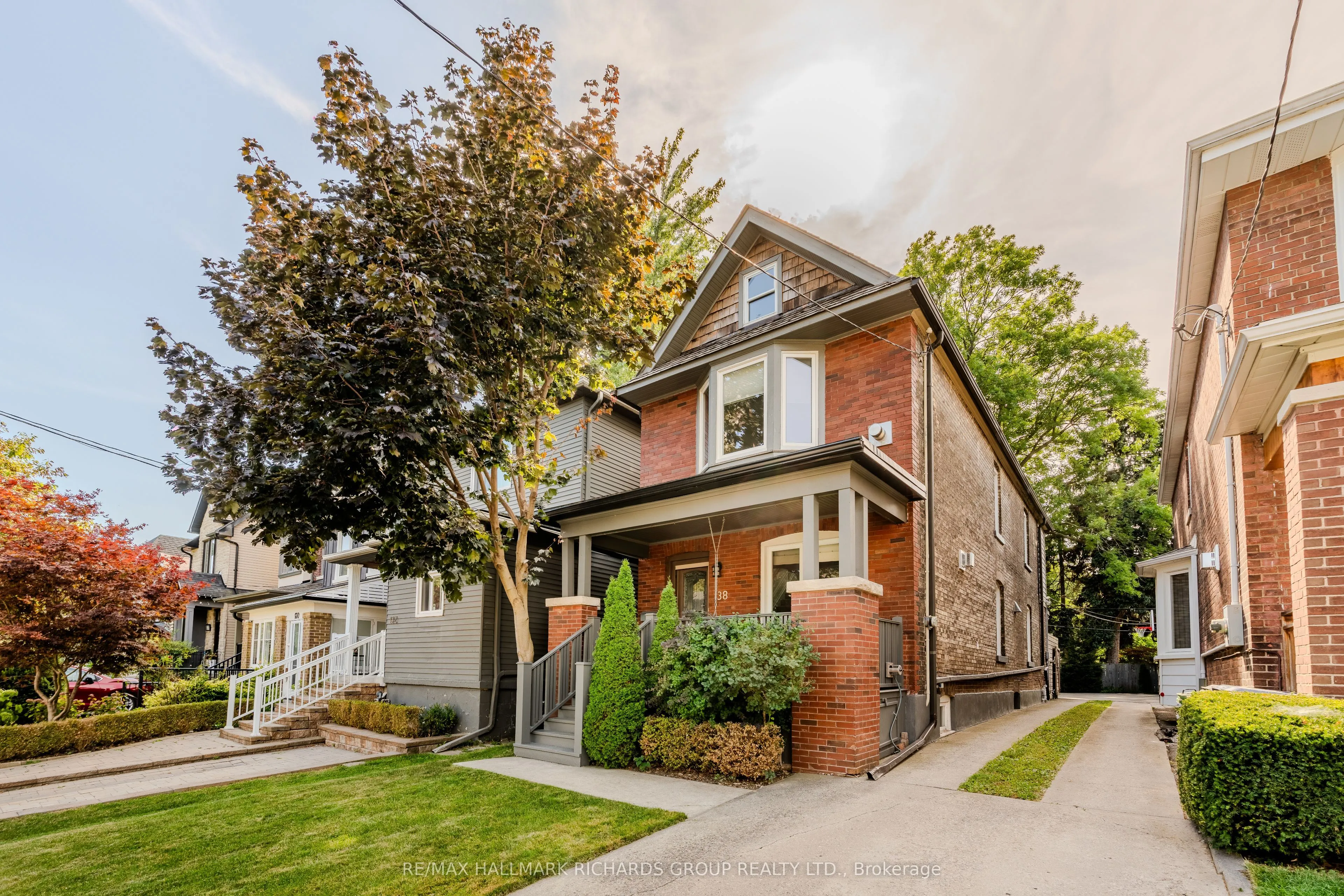 138 Ashdale Avenue