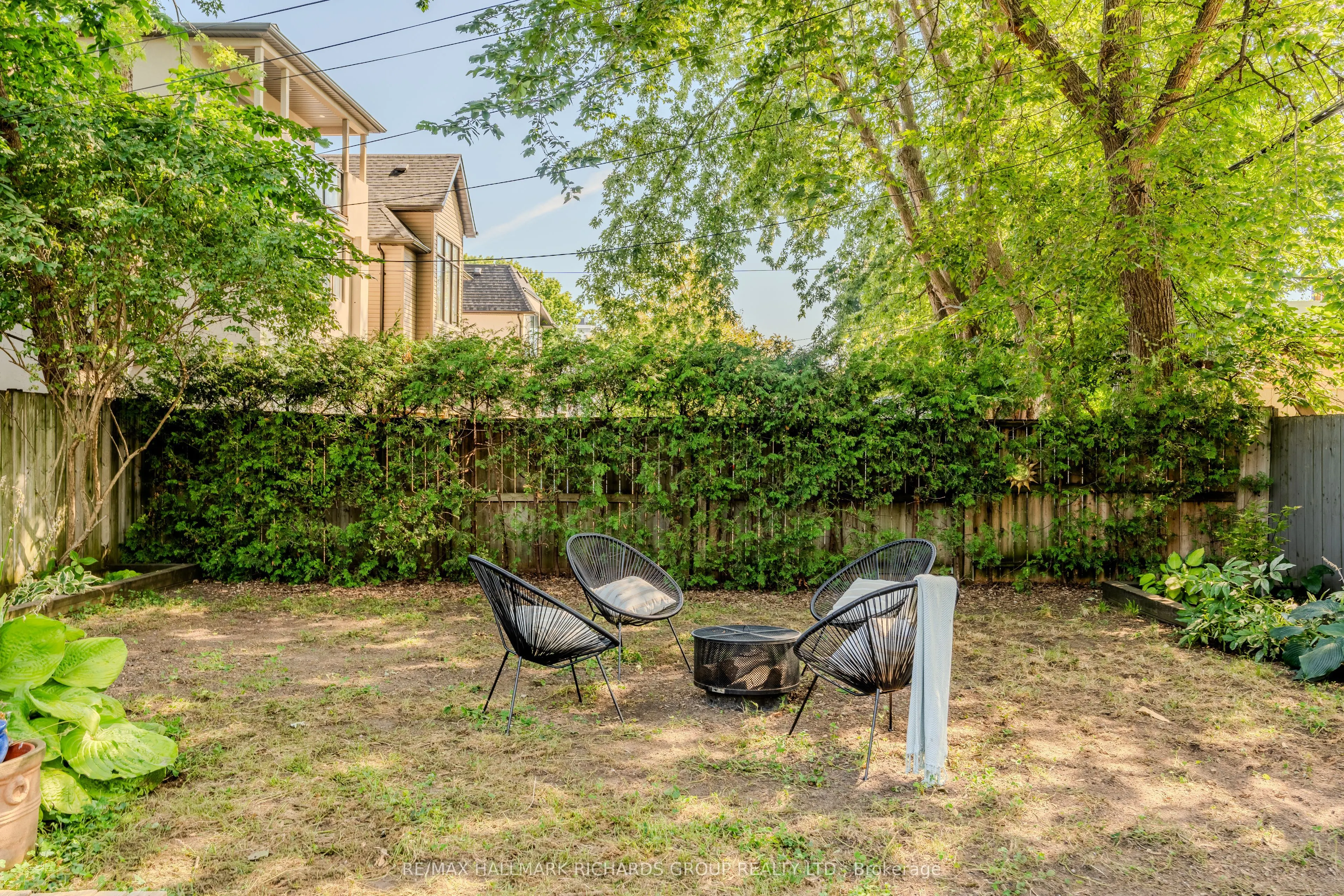 138 Ashdale Avenue