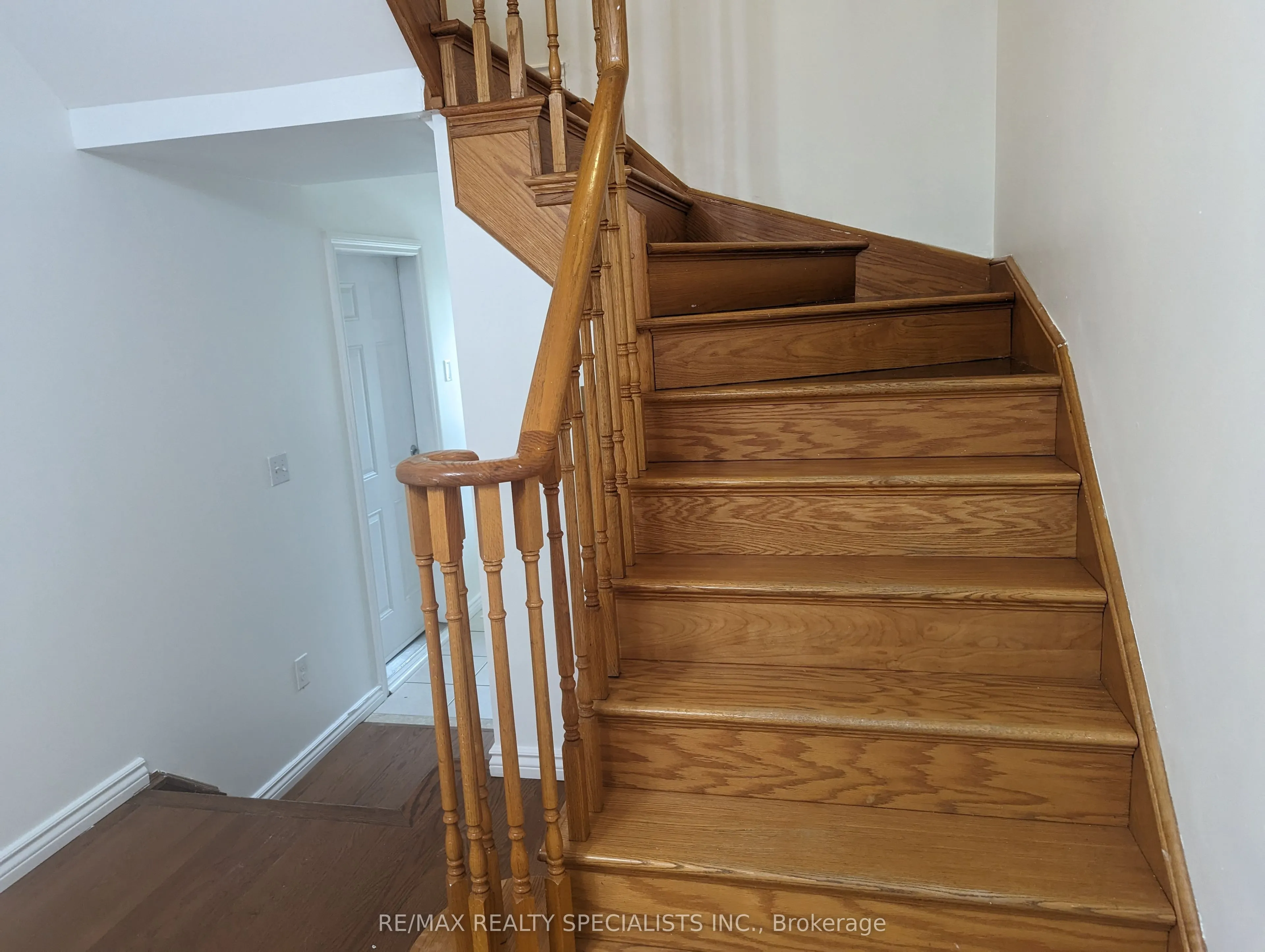 34 FLAXMAN Avenue