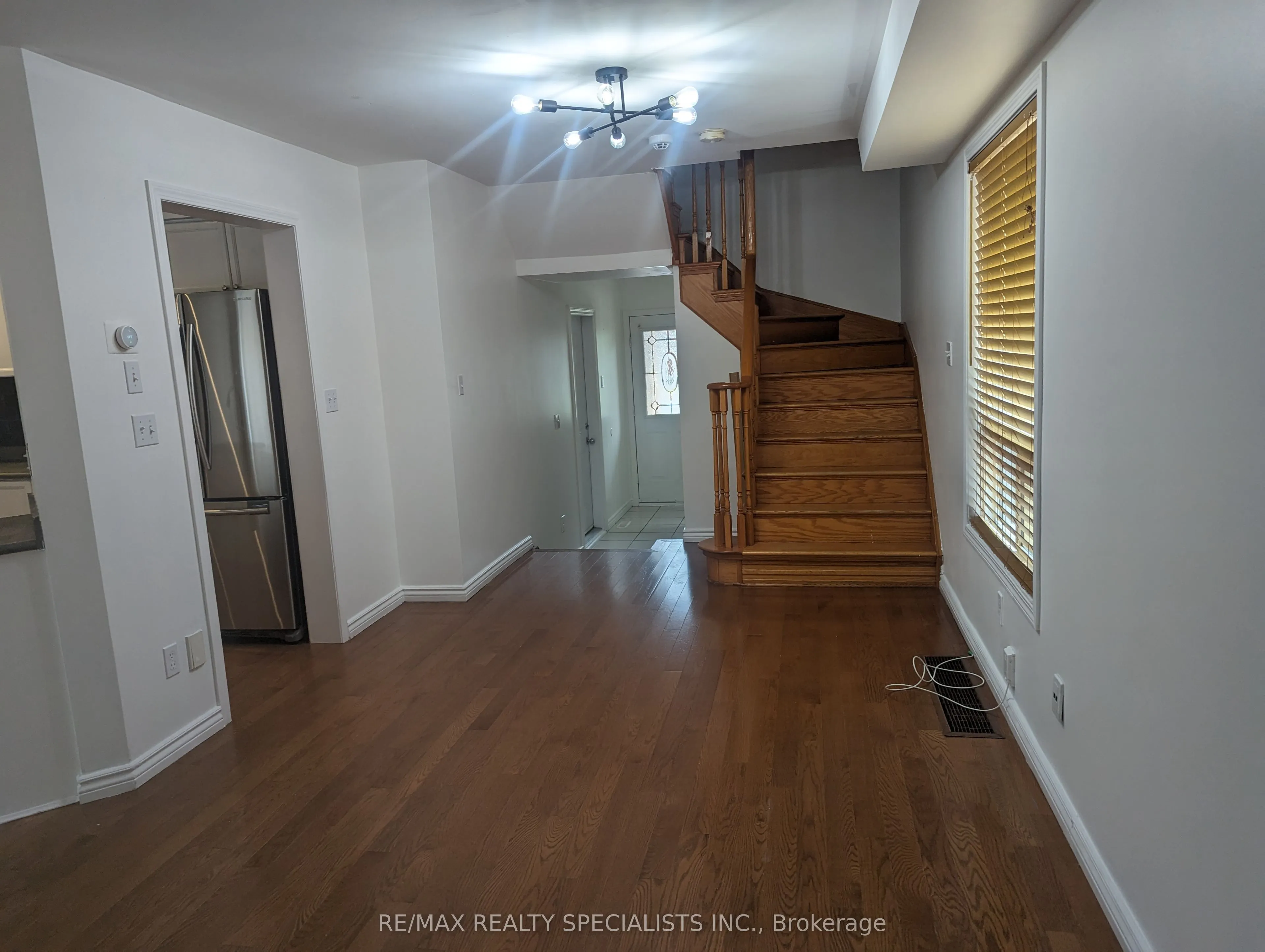 34 FLAXMAN Avenue