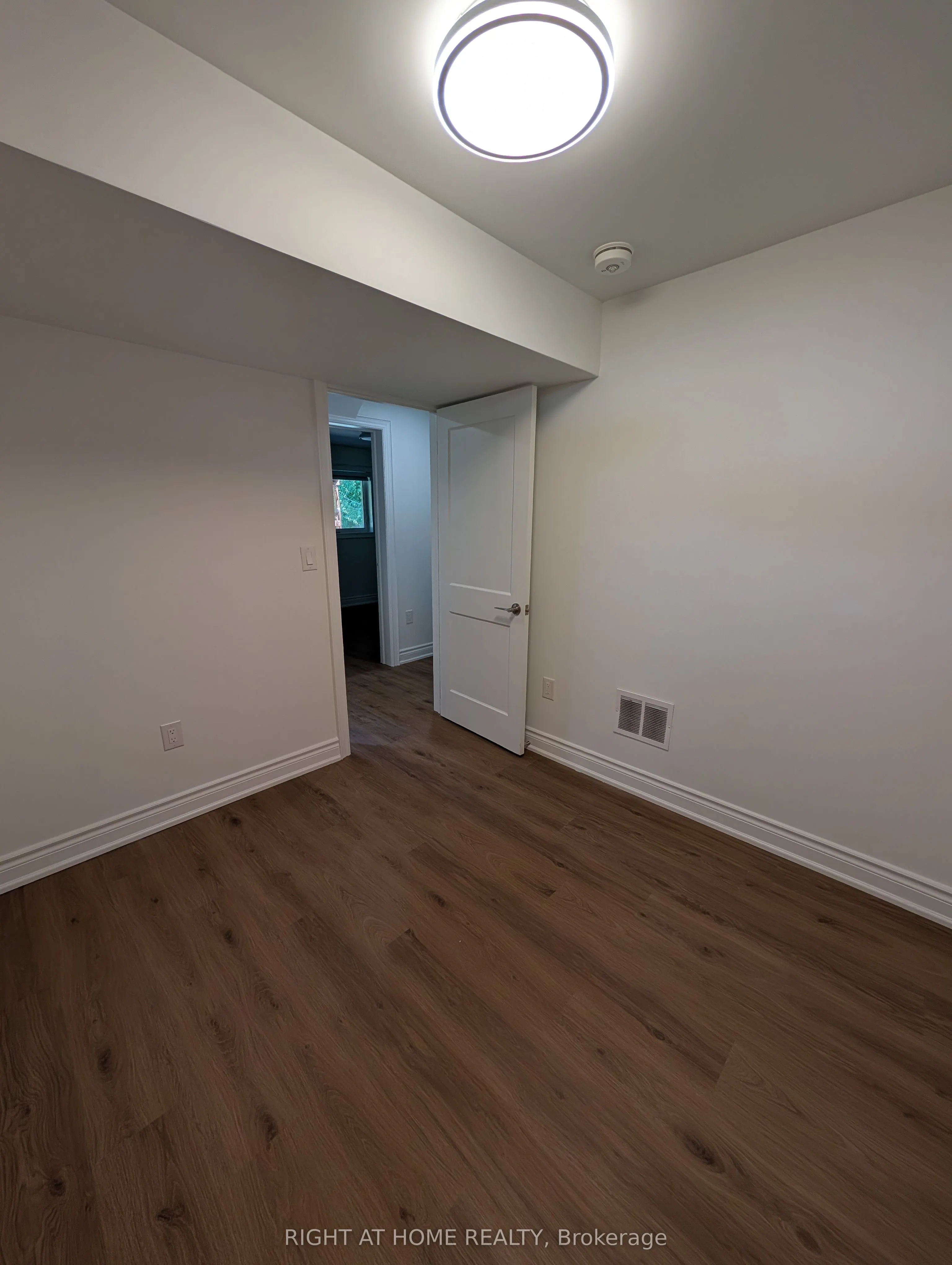 251 Meadow Road