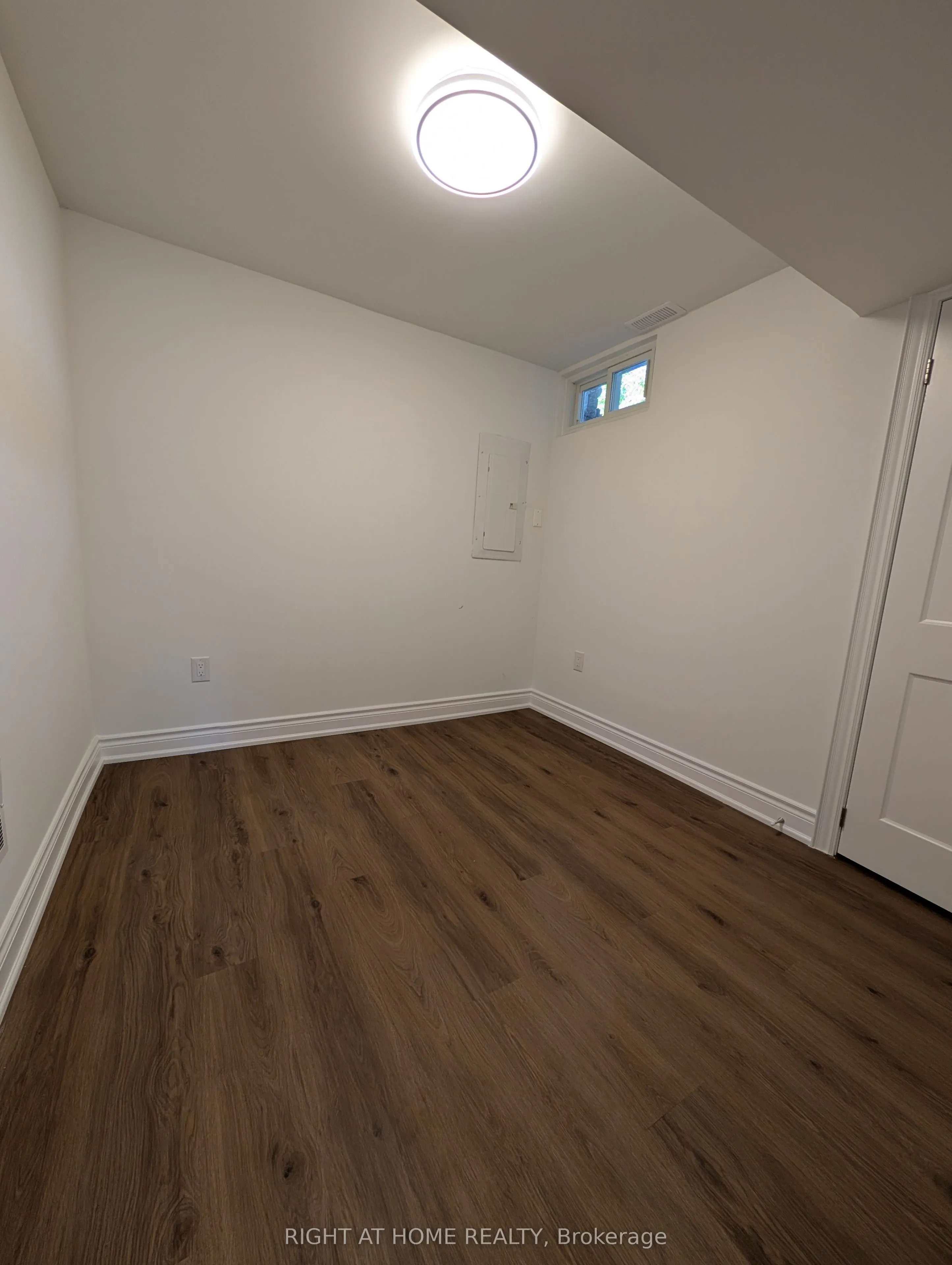 251 Meadow Road