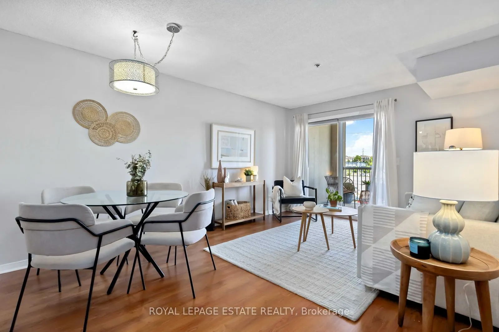 684 Warden Avenue, #325