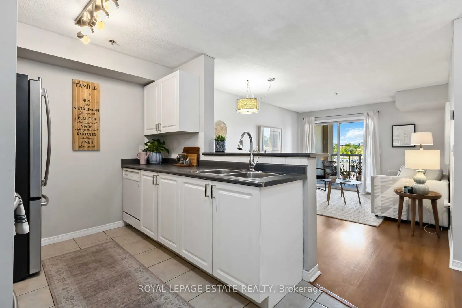 684 Warden Avenue, #325