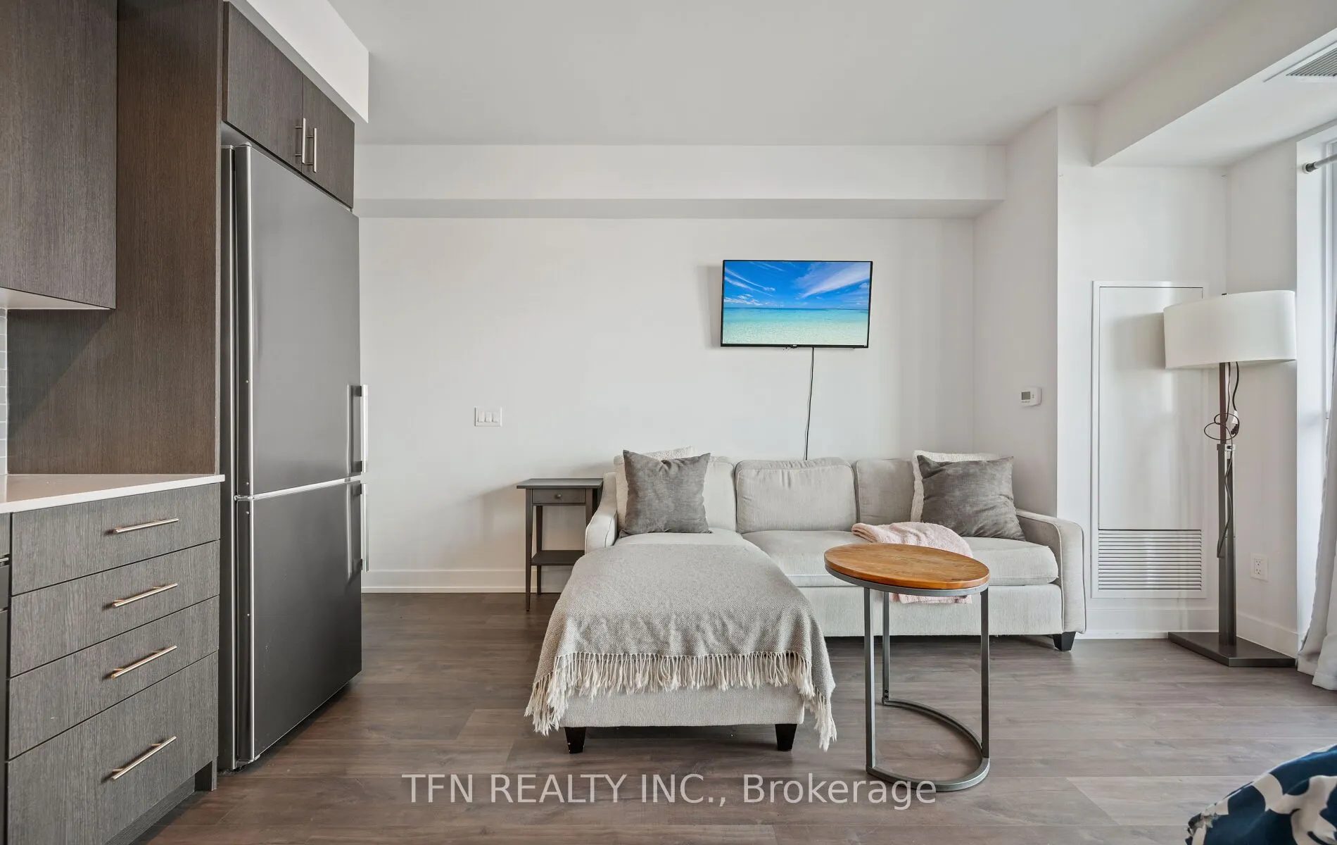2550 Simcoe Street N, #219