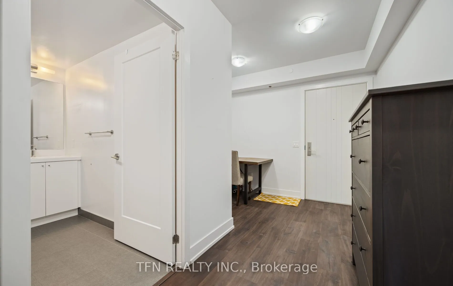 2550 Simcoe Street N, #219