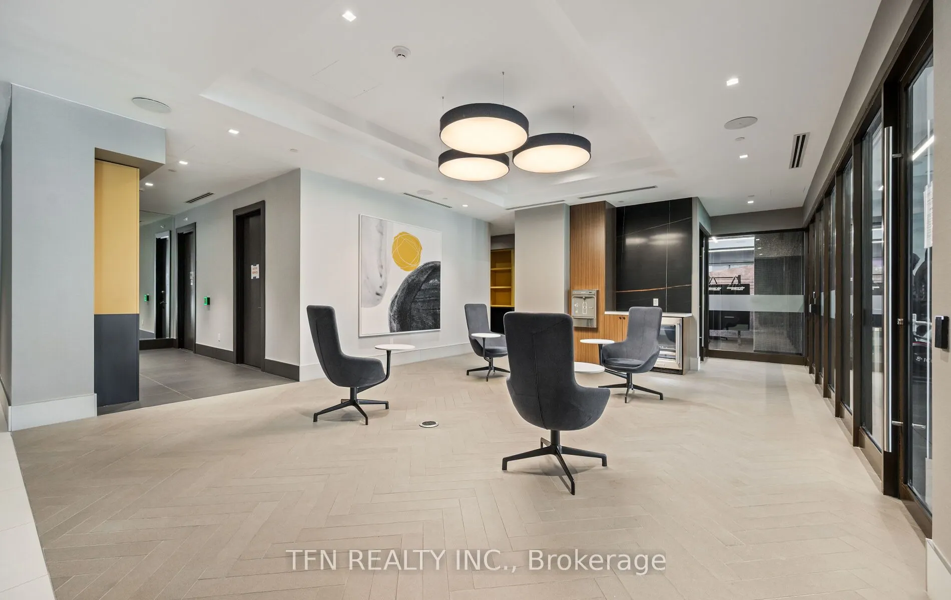 2550 Simcoe Street N, #219