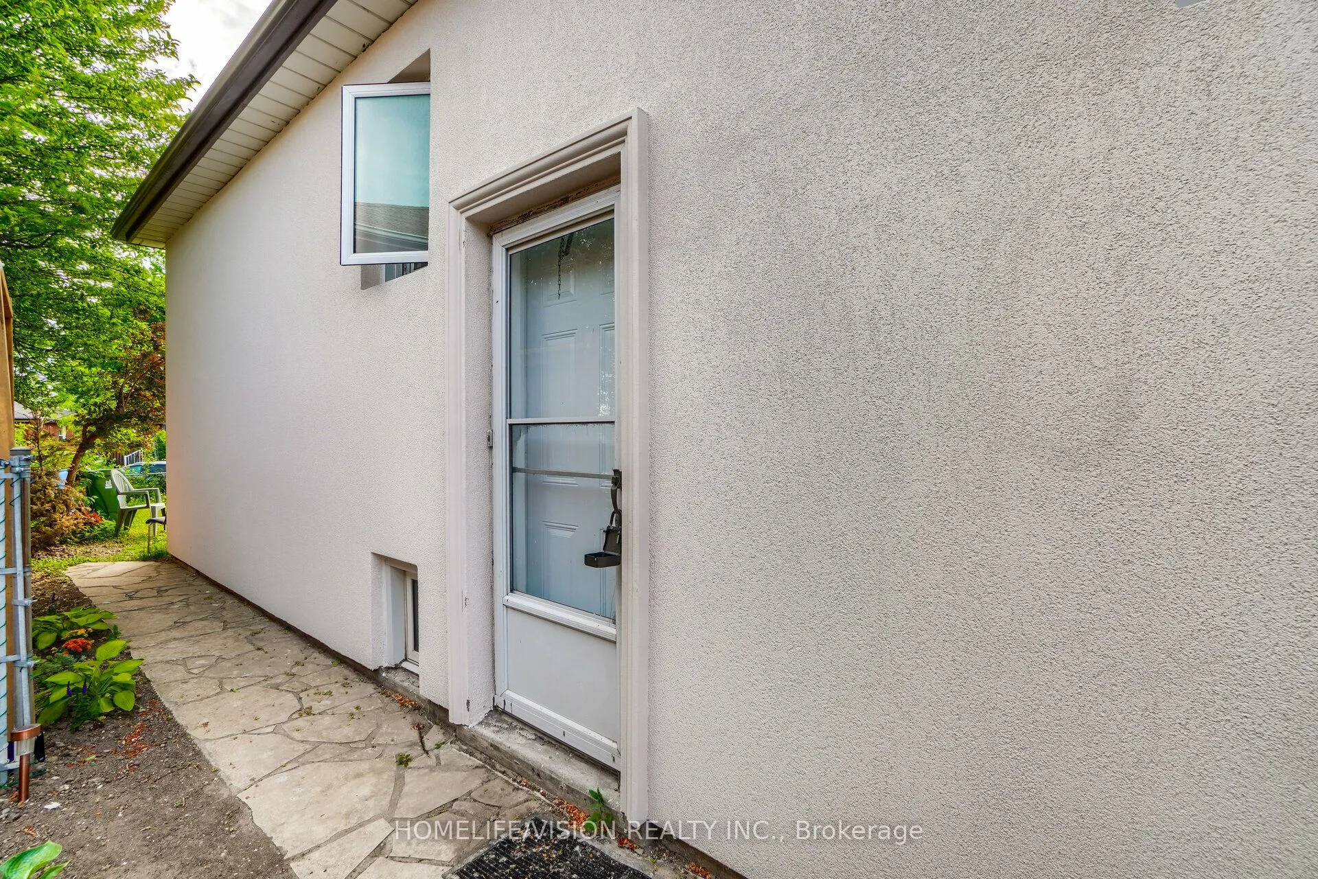 44 Armitage Drive