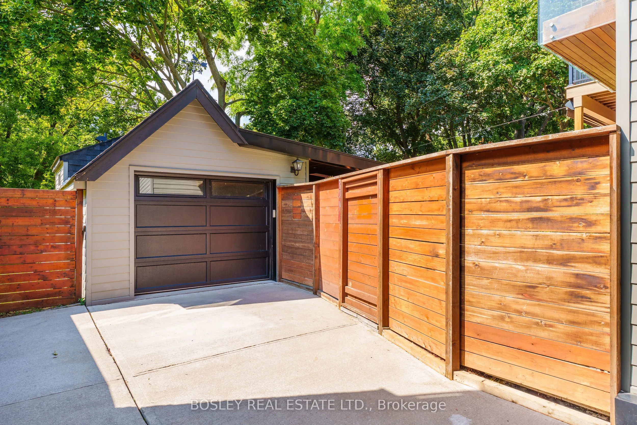 84 Blantyre Avenue