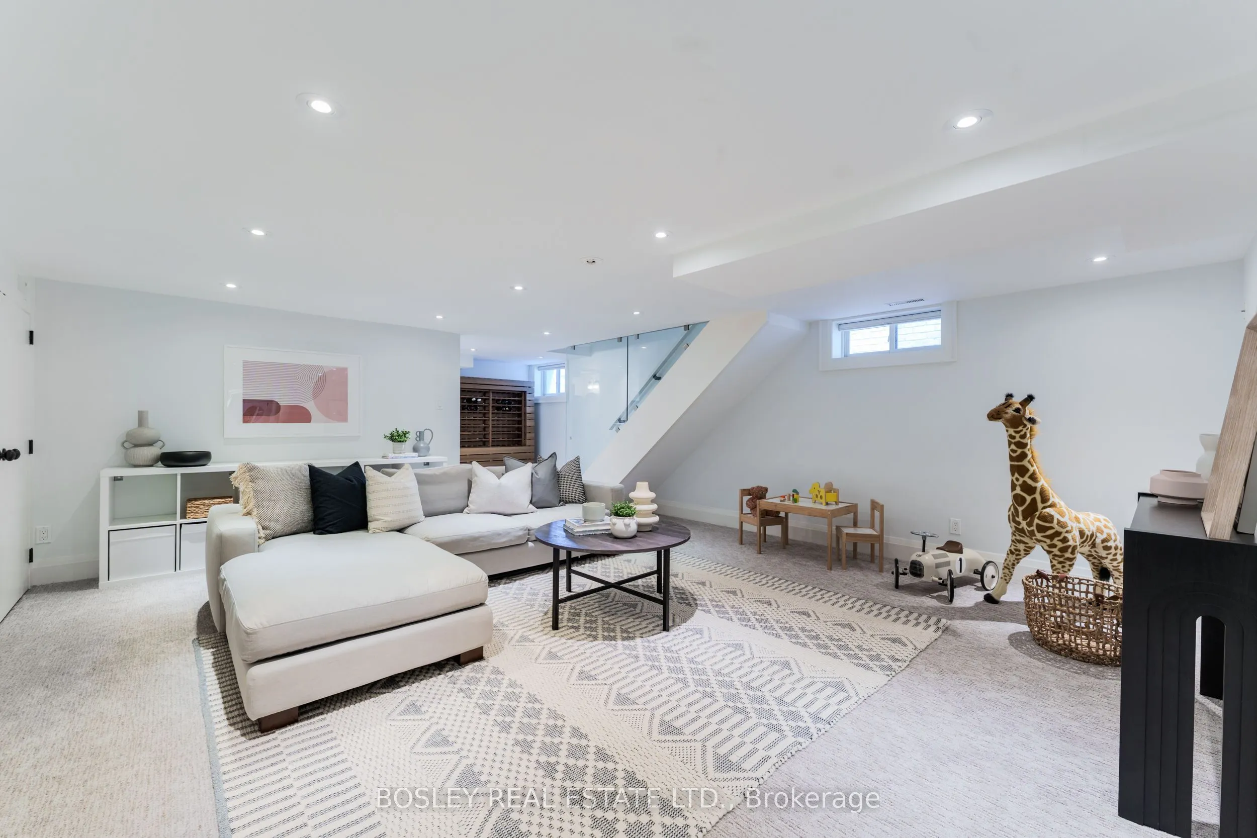 84 Blantyre Avenue