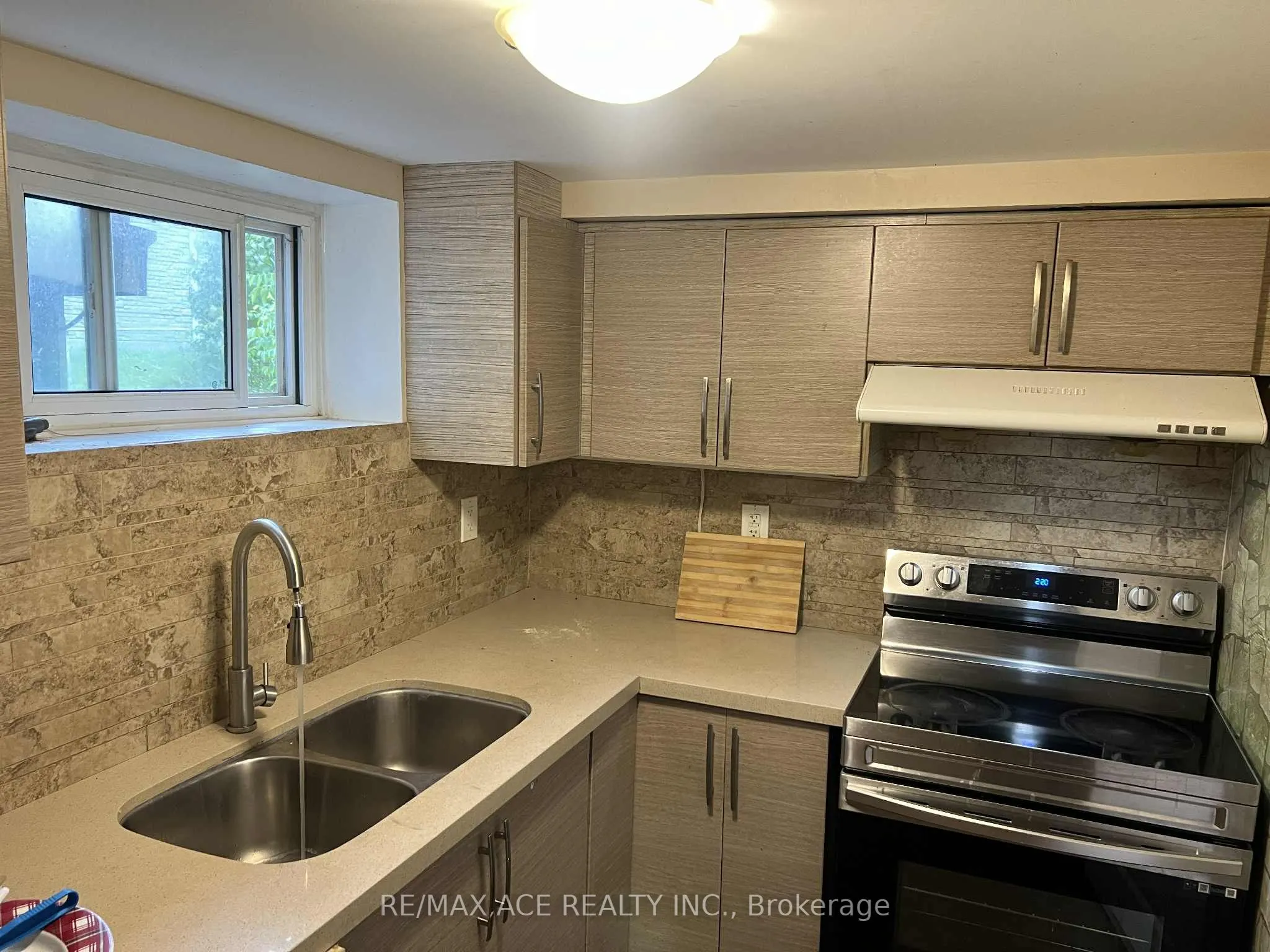 20 Medina Crescent, #Bsmt