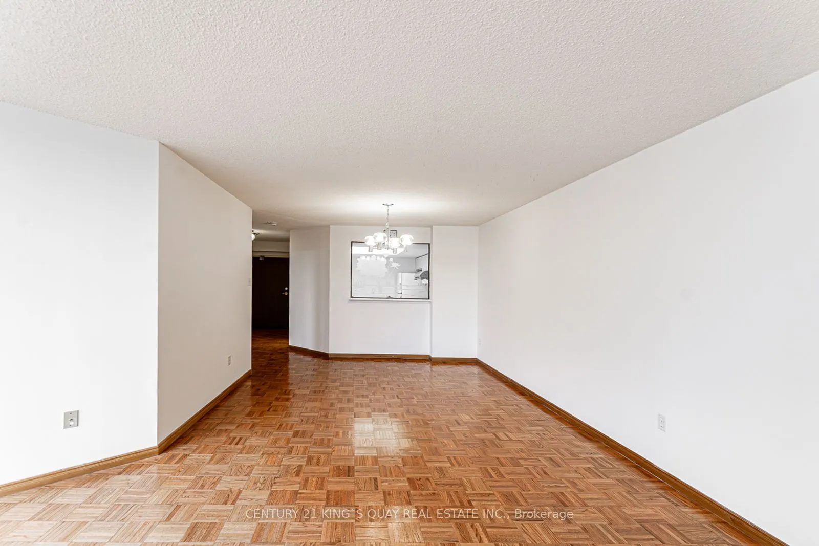 350 Alton Towers Circle, #401