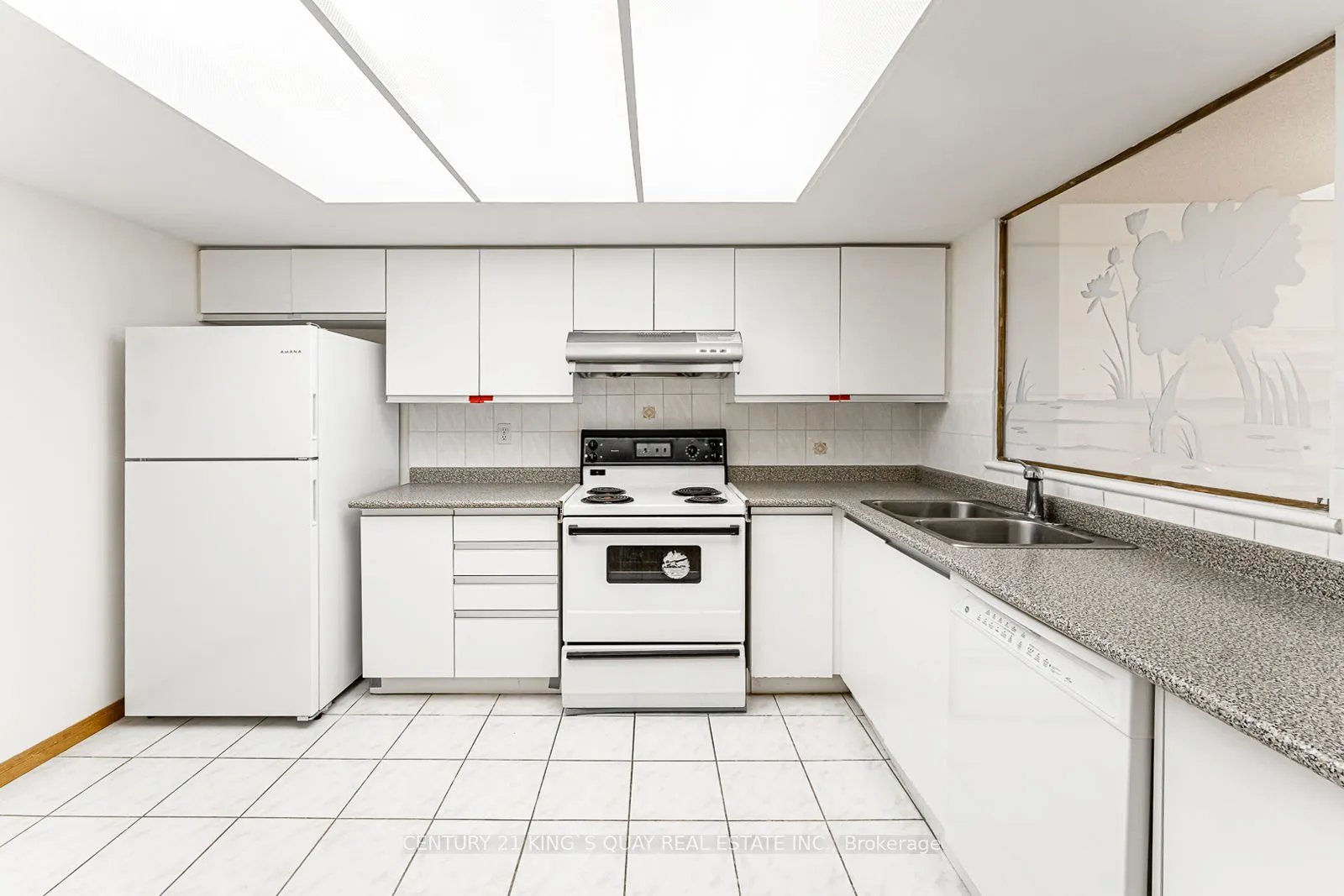 350 Alton Towers Circle, #401