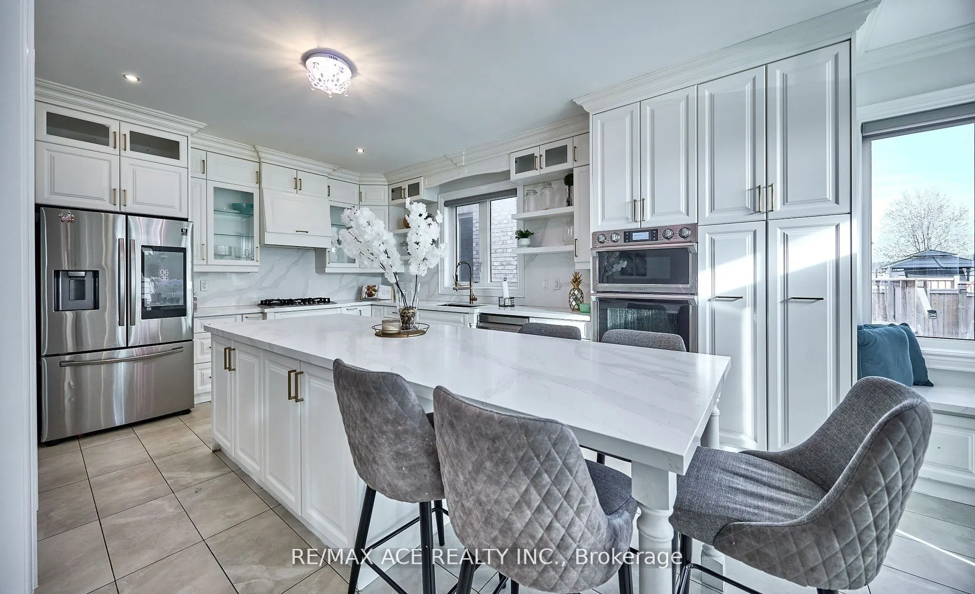 1912 Castlepoint Drive