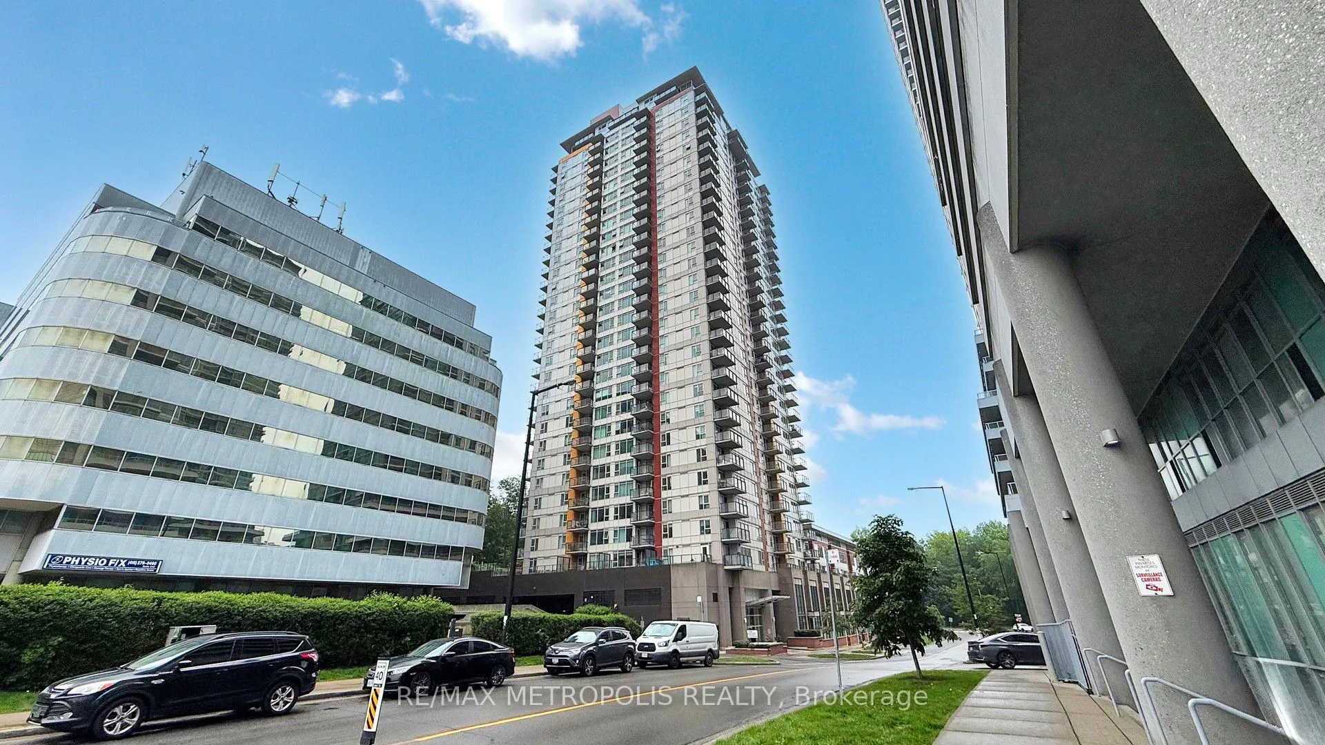 25 Town Centre Court, #601