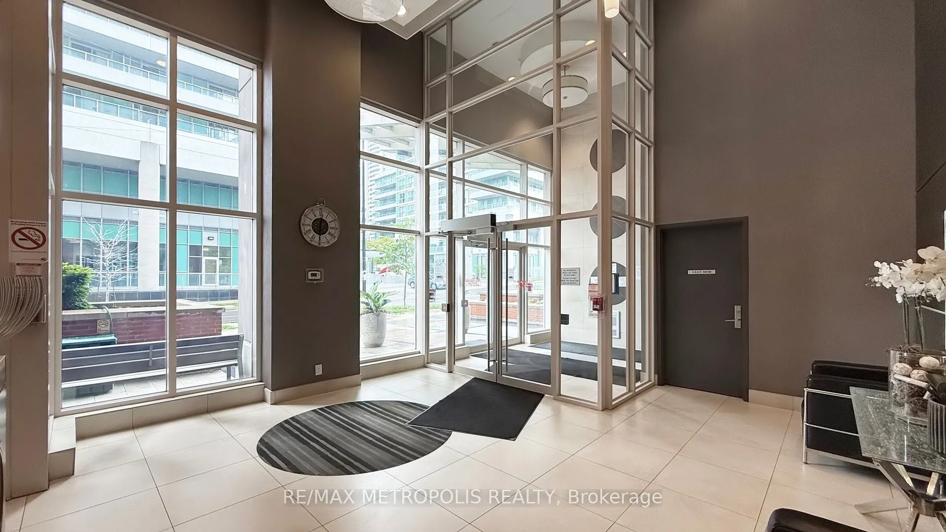 25 Town Centre Court, #601