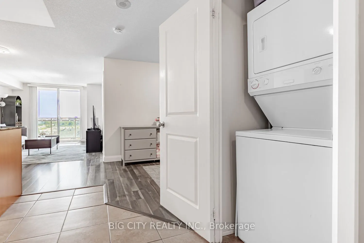 6 Rosebank Drive, #10H