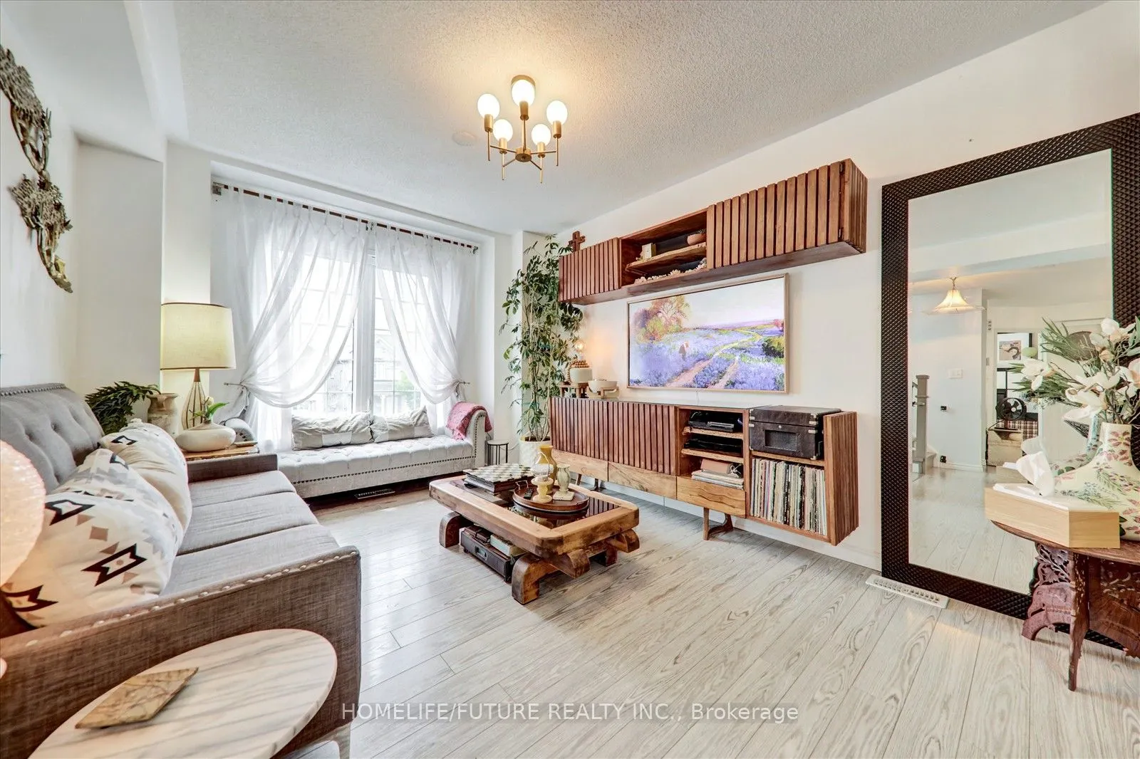 2 Clowes Street