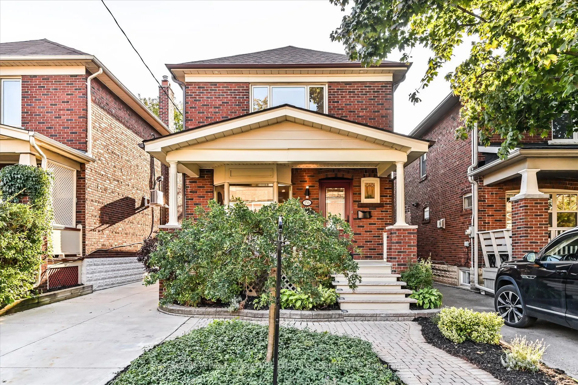 156 Linsmore Crescent