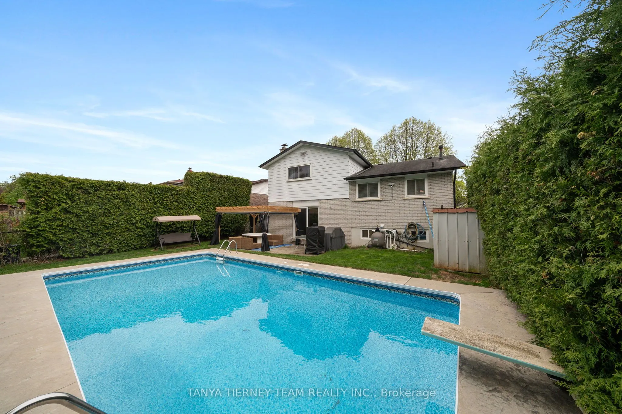 728 Bermuda Avenue