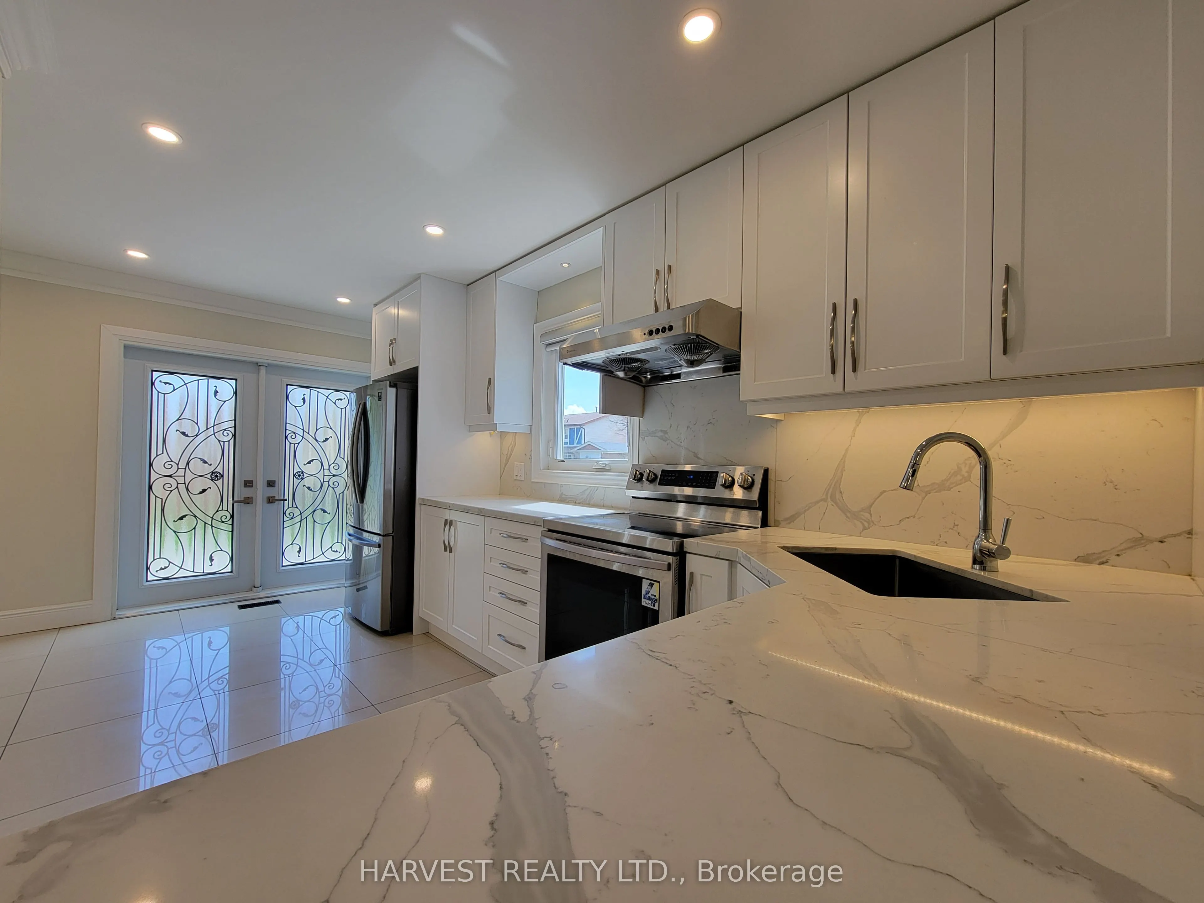 33 Oakhaven Drive