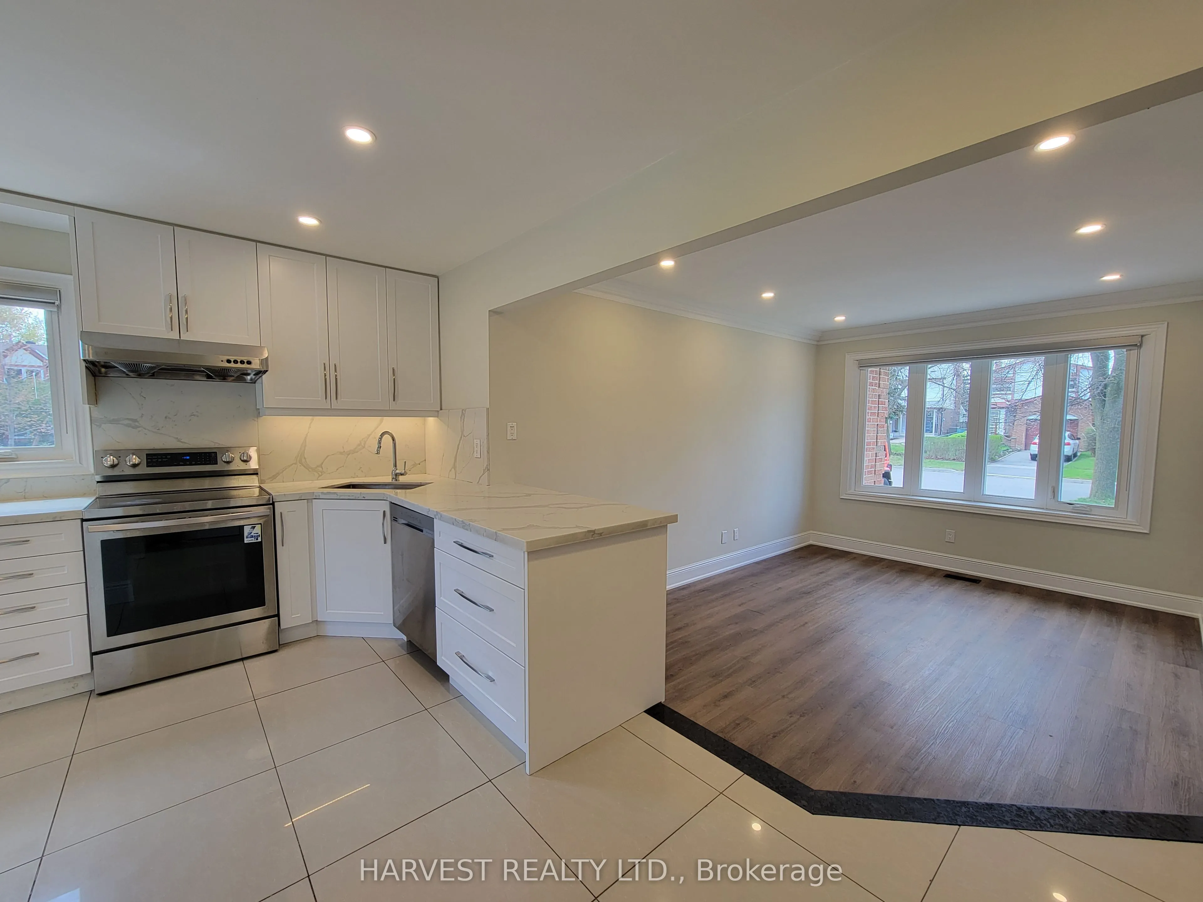 33 Oakhaven Drive