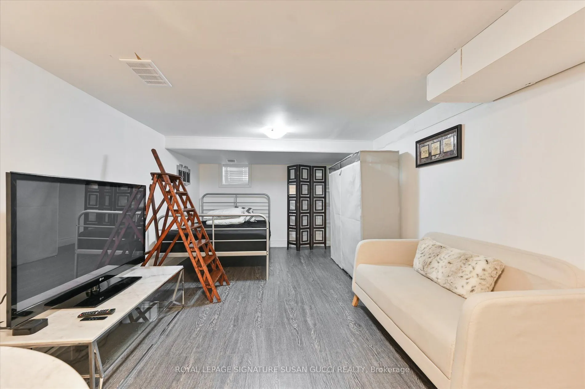 94 Meighen Avenue