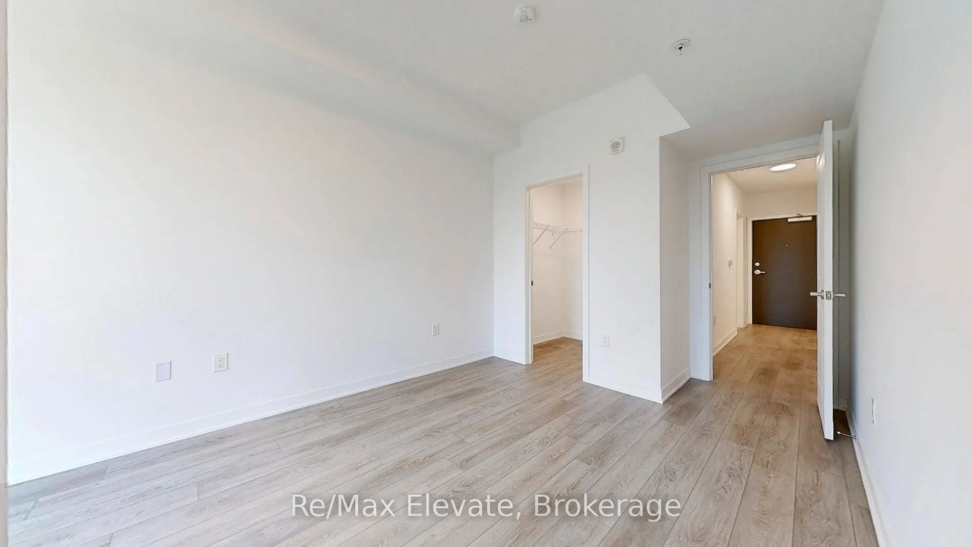 385 Artic Red Drive, #204