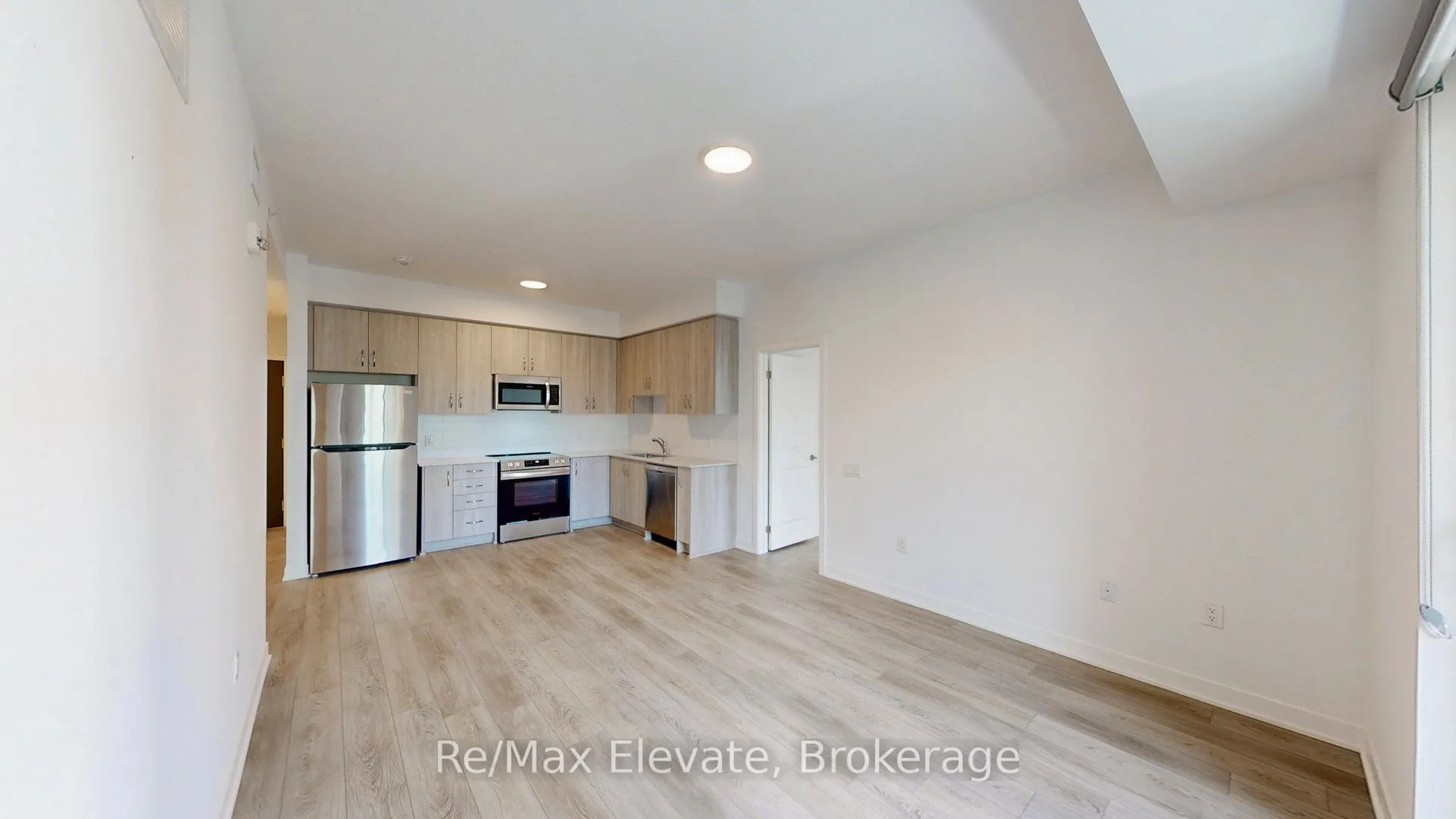 385 Artic Red Drive, #204
