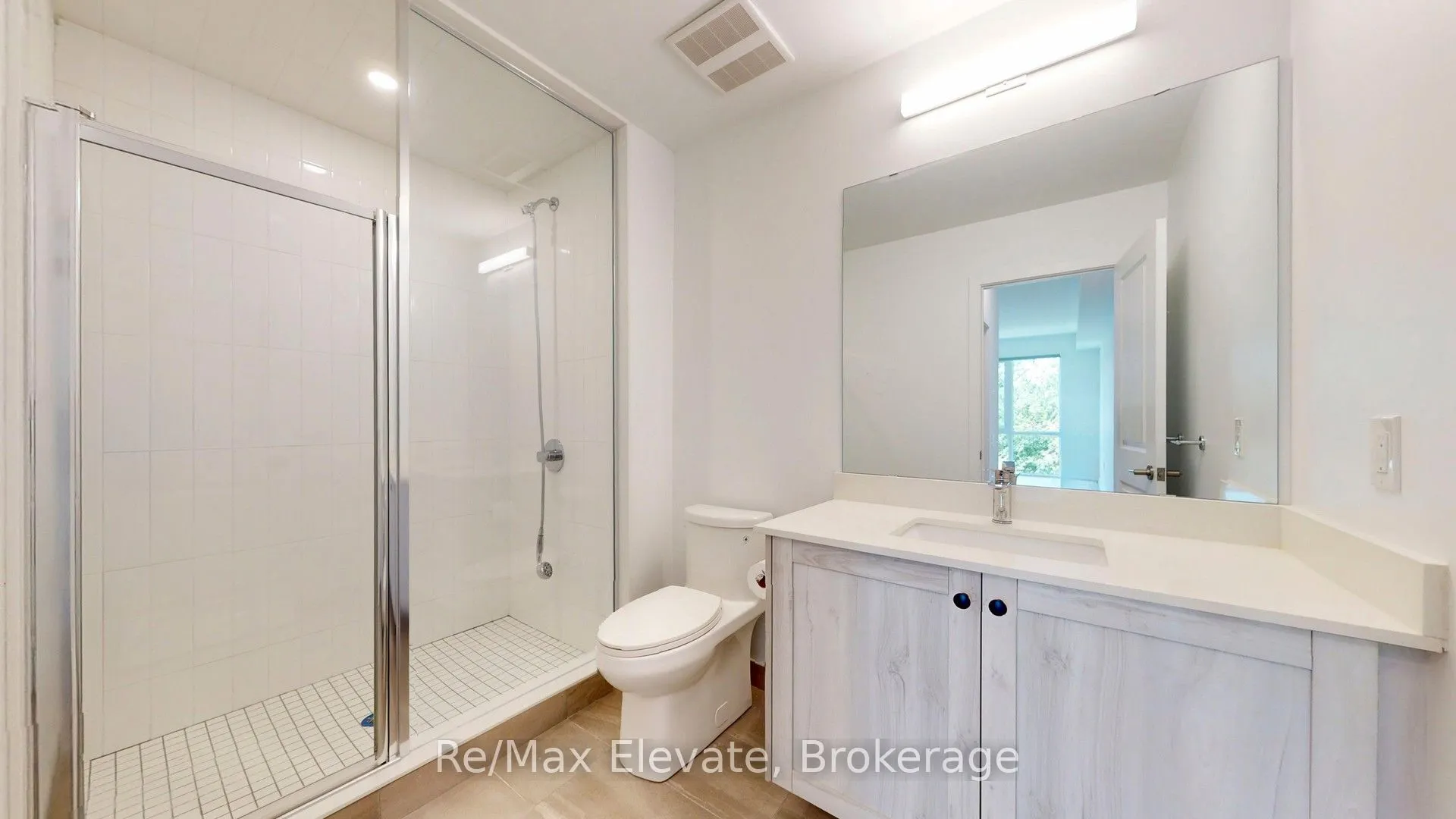 385 Artic Red Drive, #204