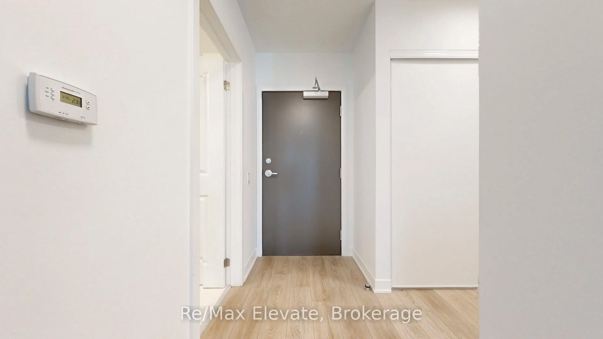 385 Artic Red Drive, #204