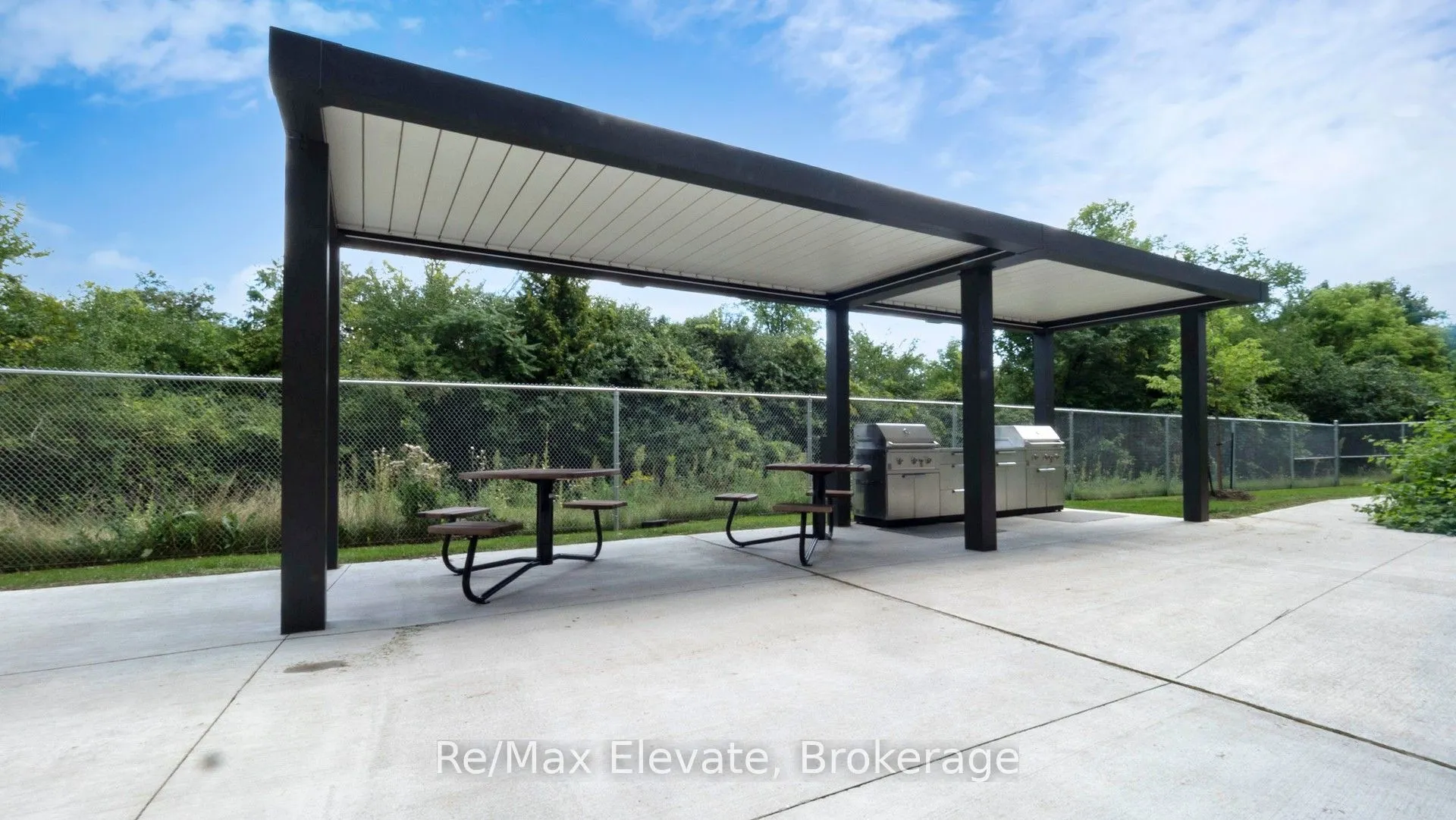 385 Artic Red Drive, #204