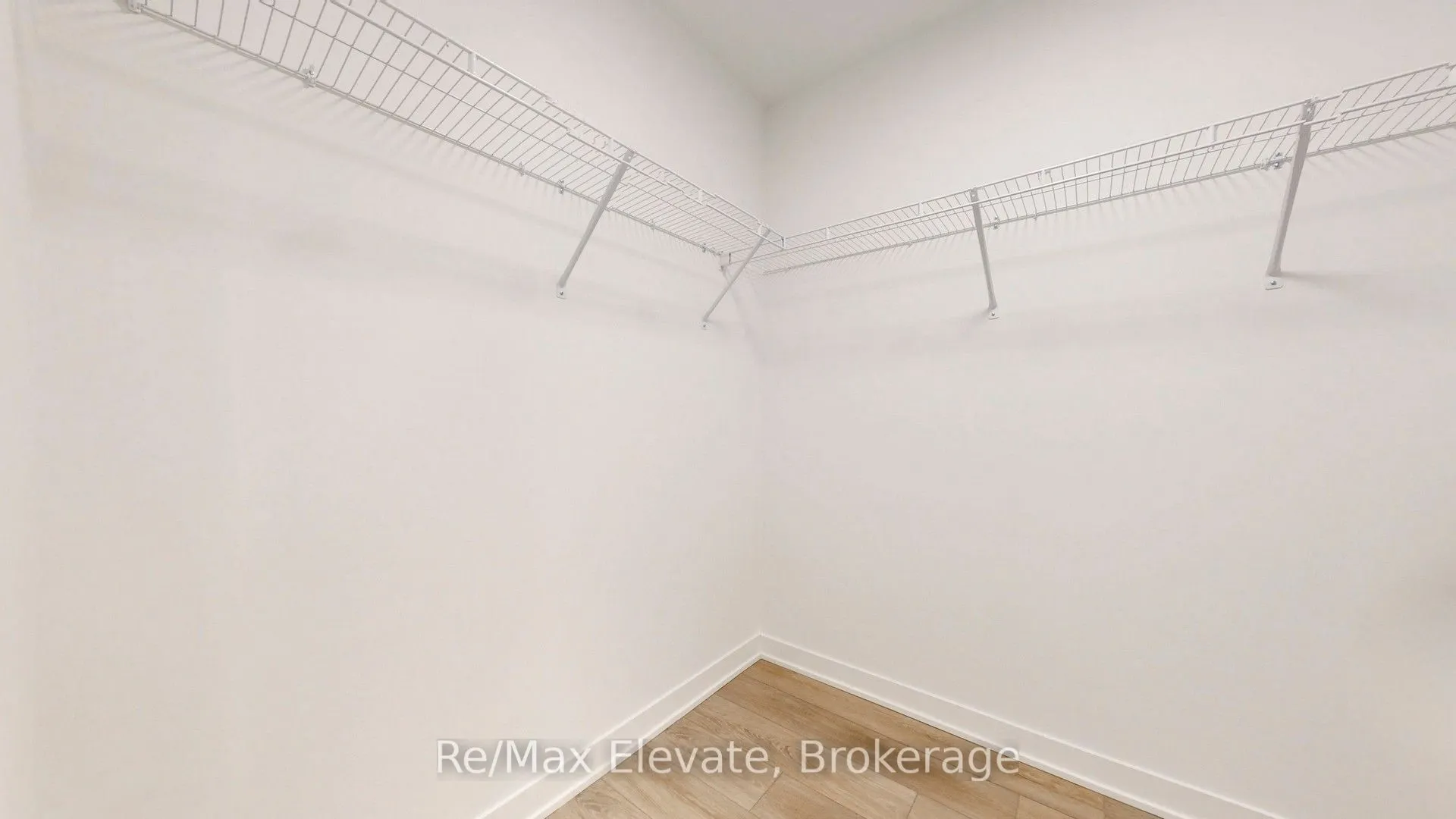 385 Artic Red Drive, #204
