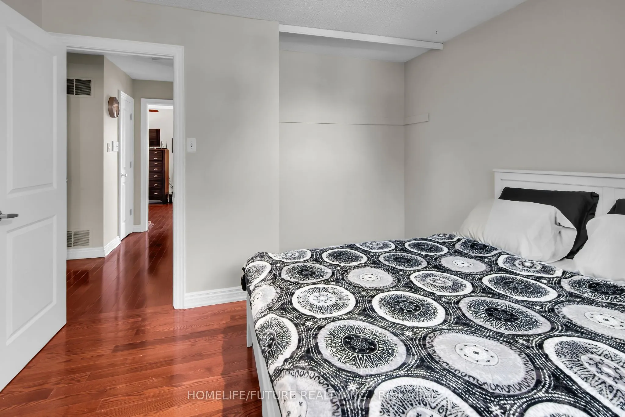 1757 Shadybrook Drive