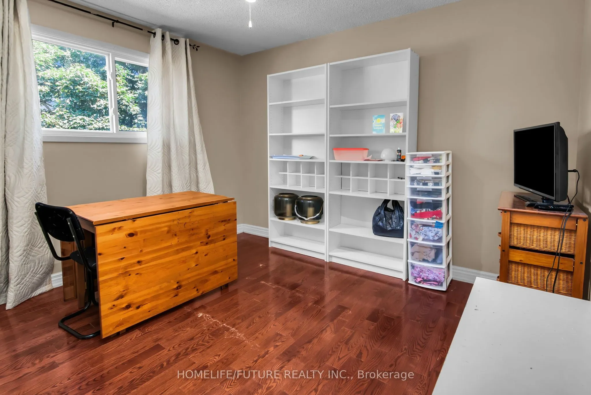 1757 Shadybrook Drive