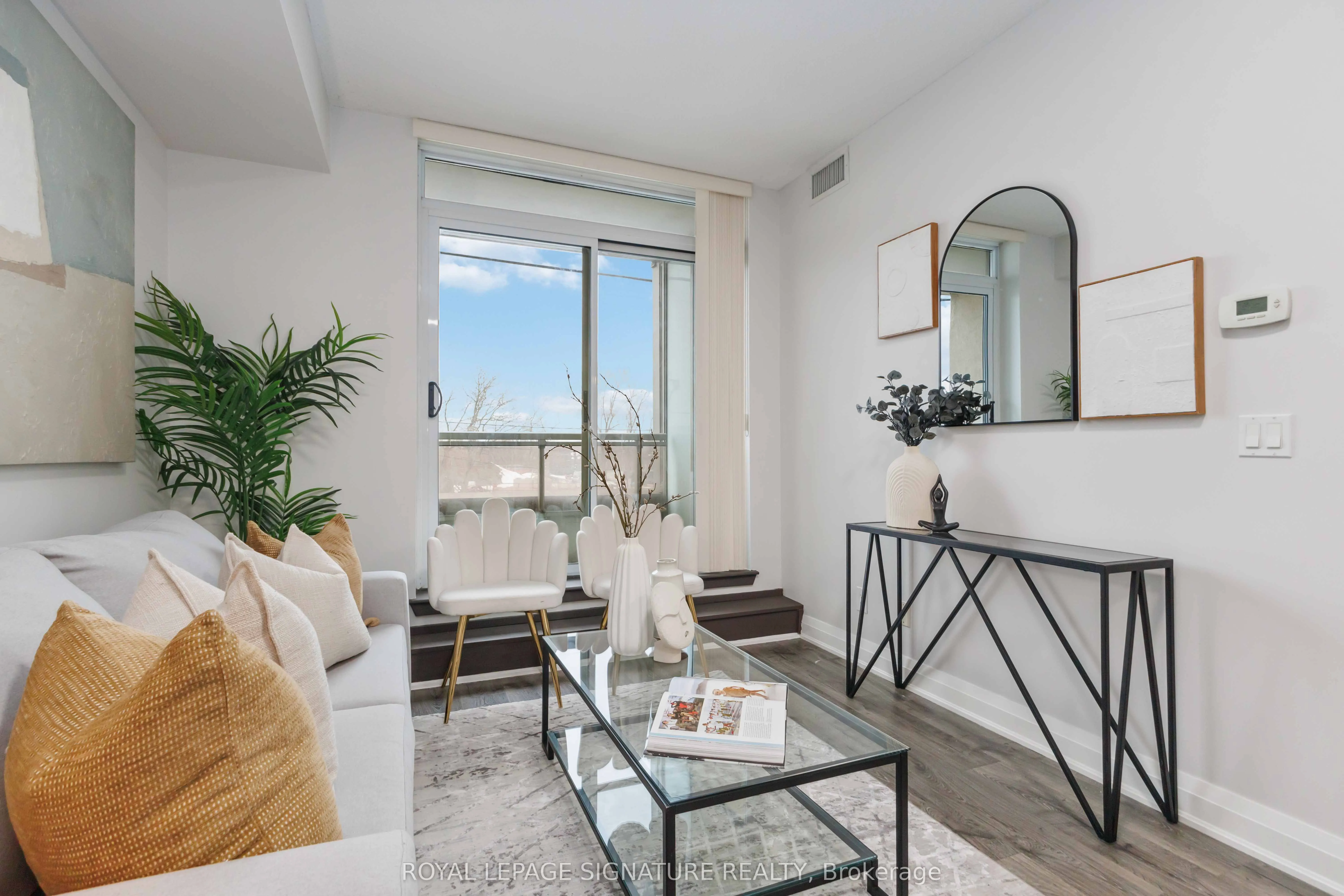 3520 Danforth Avenue, #212